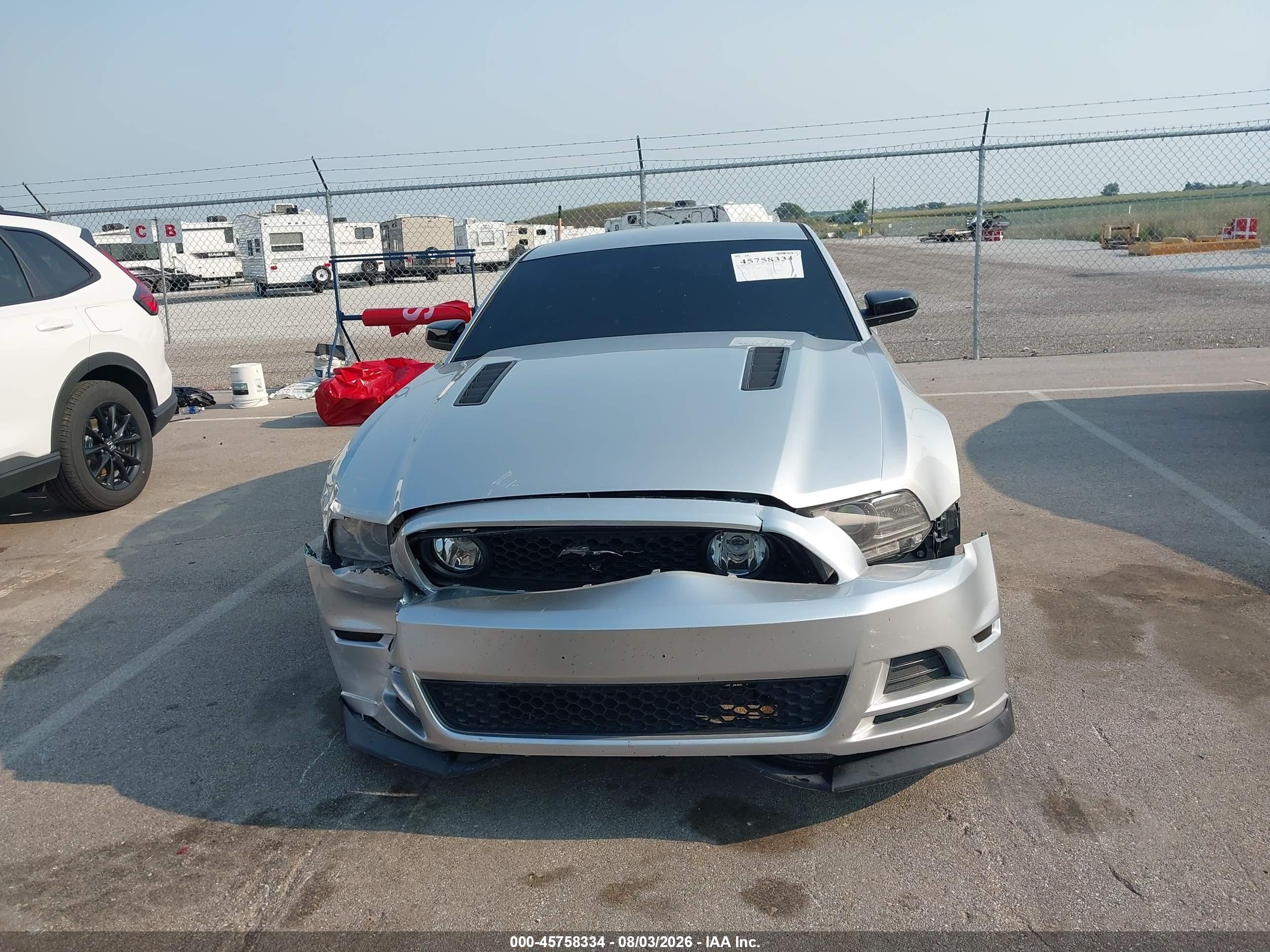 2014 Ford Mustang Gt Серебряный vin: 1ZVBP8CF6E5268657
