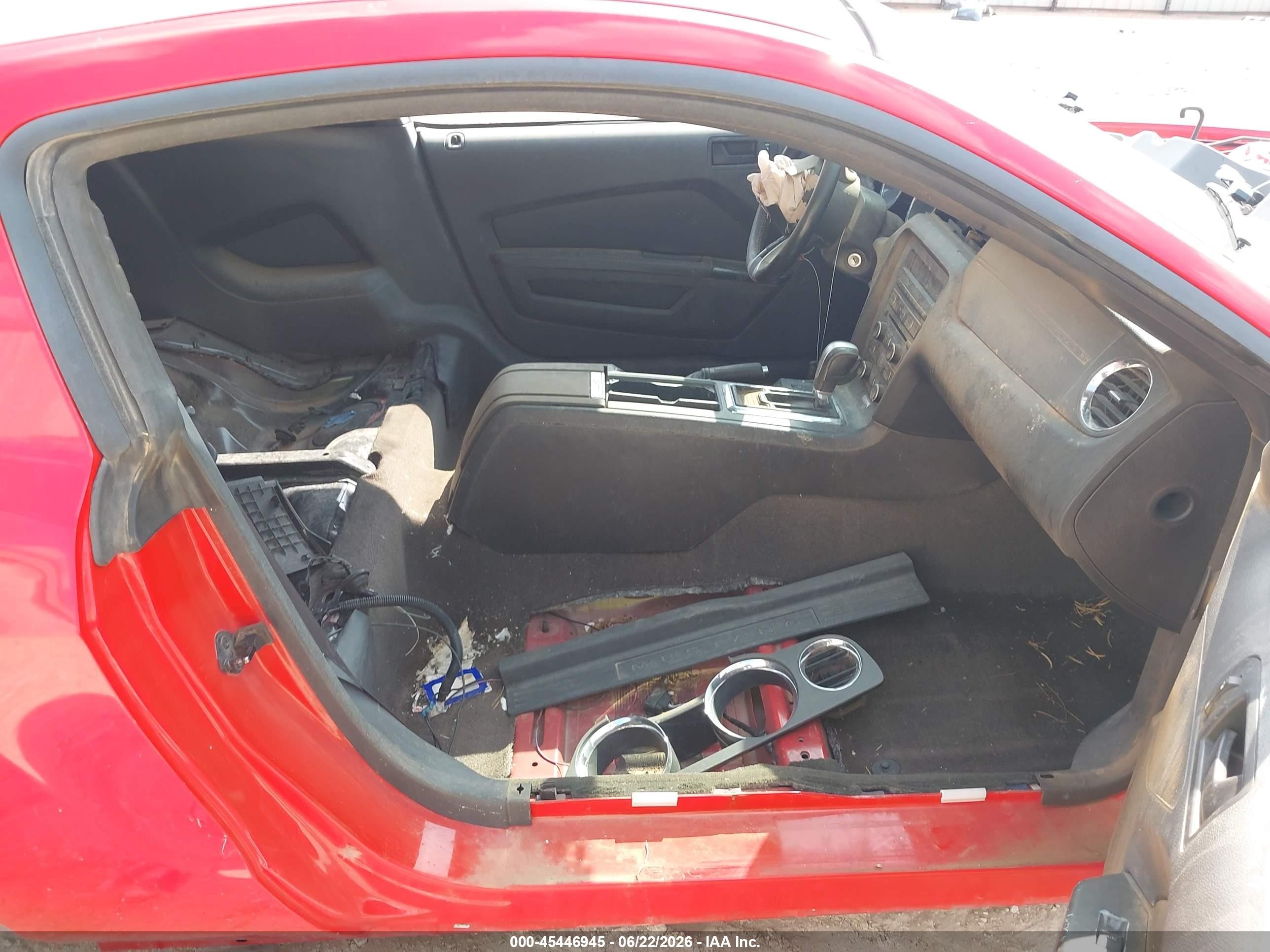 2014 Ford Mustang Gt Red vin: 1ZVBP8CF6E5277813