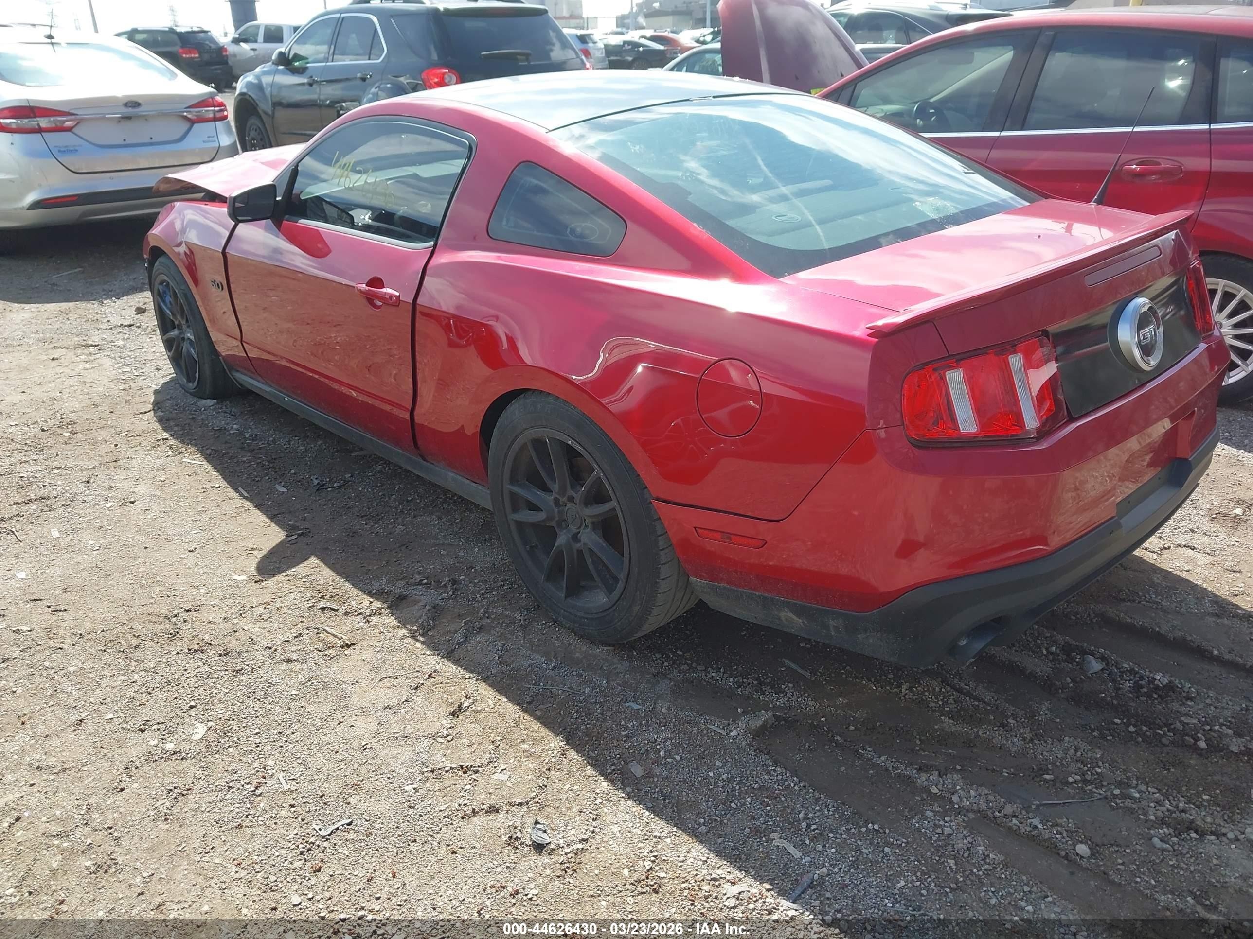 2012 Ford Mustang Gt Красный vin: 1ZVBP8CF7C5288252