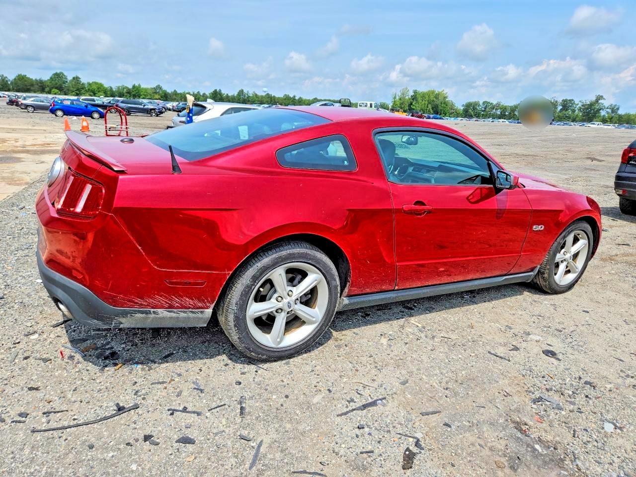 2011 Ford Mustang Gt Красный vin: 1ZVBP8CF8B5124586