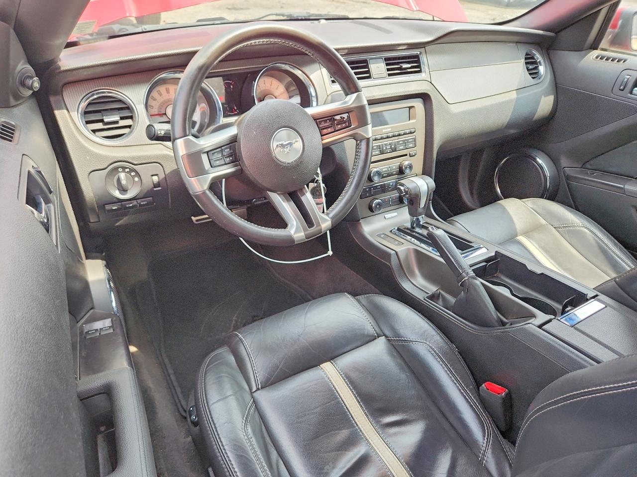 2011 Ford Mustang Gt Красный vin: 1ZVBP8CF8B5124586
