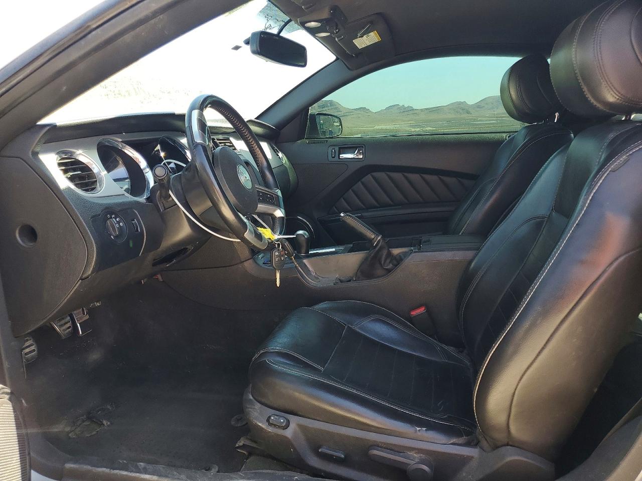 2014 Ford Mustang Gt Серебряный vin: 1ZVBP8CF8E5239516