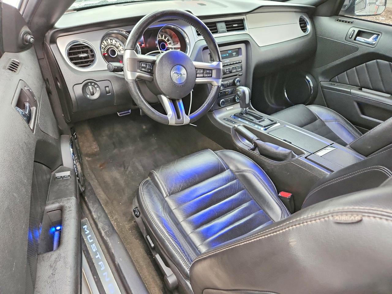 2013 Ford Mustang Gt Серебряный vin: 1ZVBP8CF9D5269218