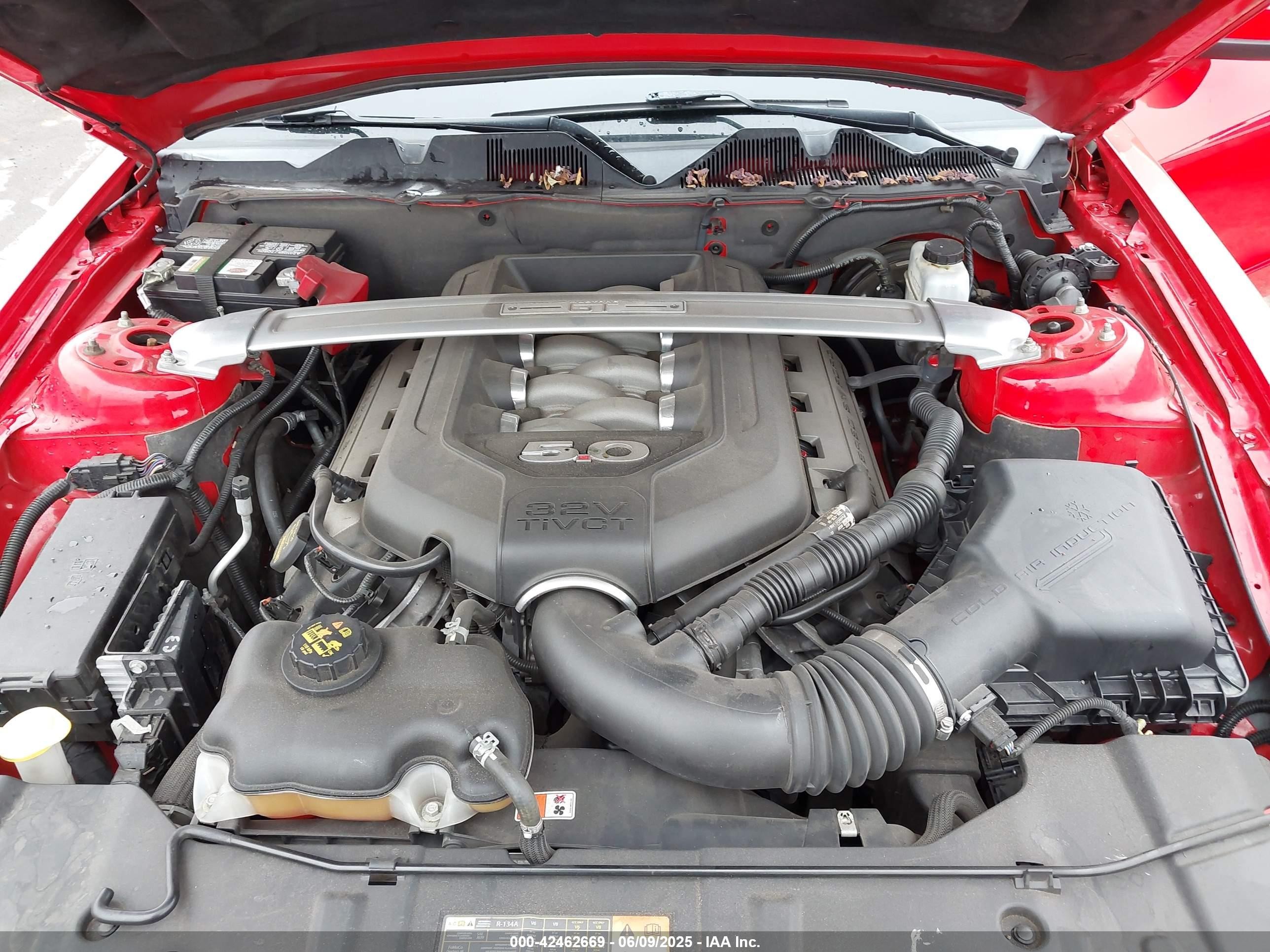 2013 Ford Mustang Gt Premium Red vin: 1ZVBP8CF9D5284785