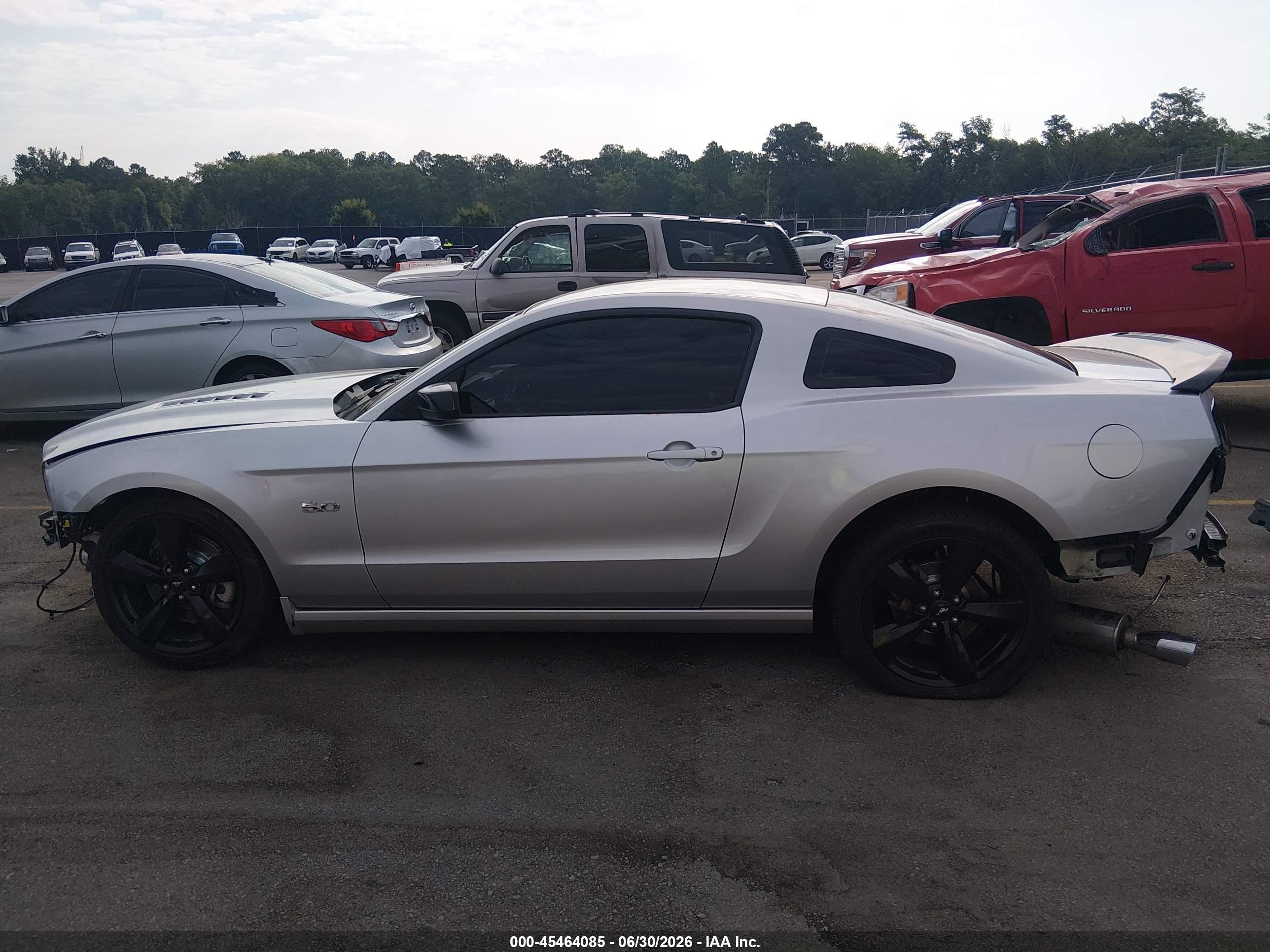 2014 Ford Mustang Gt Серебряный vin: 1ZVBP8CF9E5209604