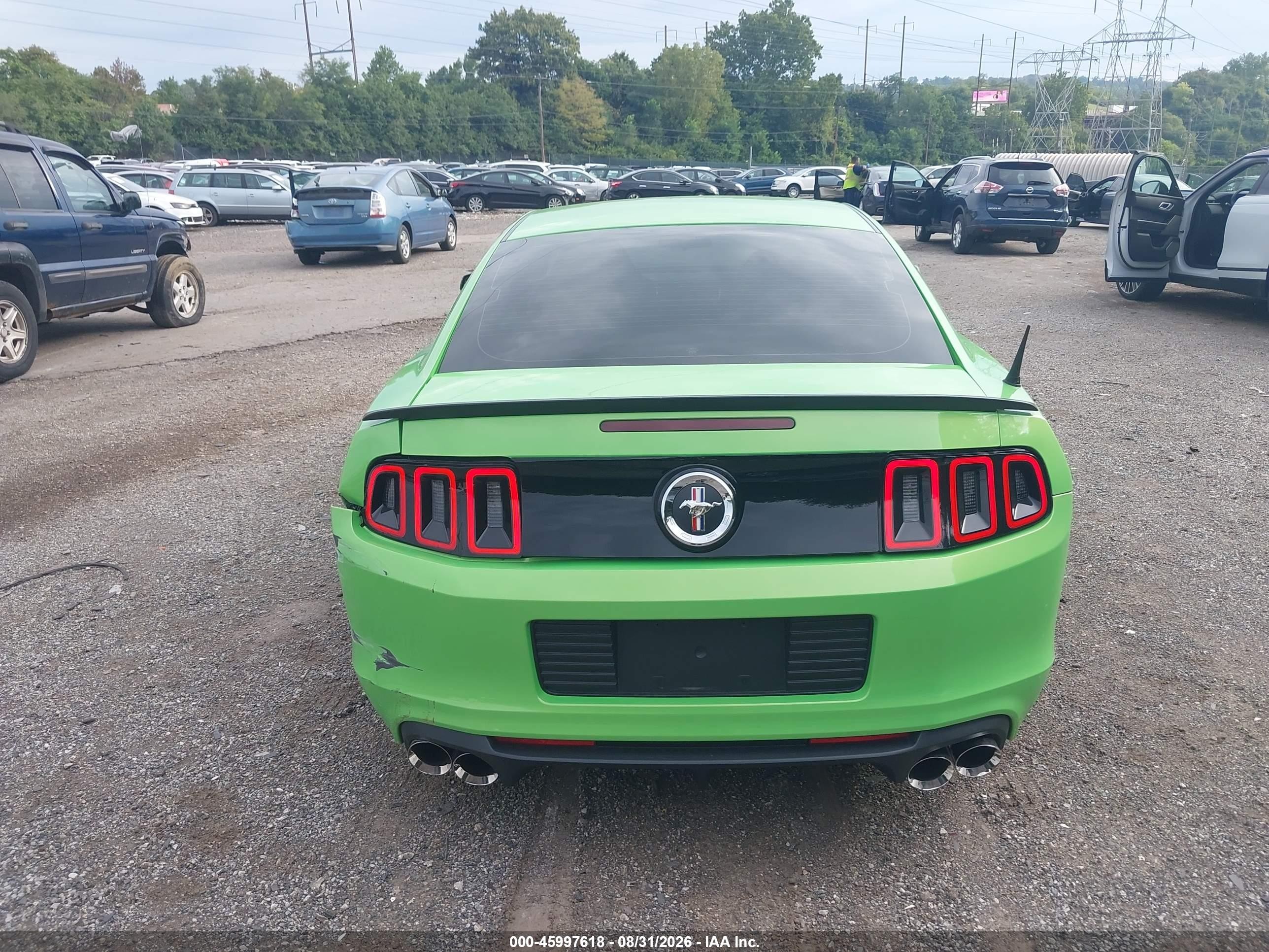 2013 Ford Mustang Boss 302 Зеленый vin: 1ZVBP8CU9D5233334