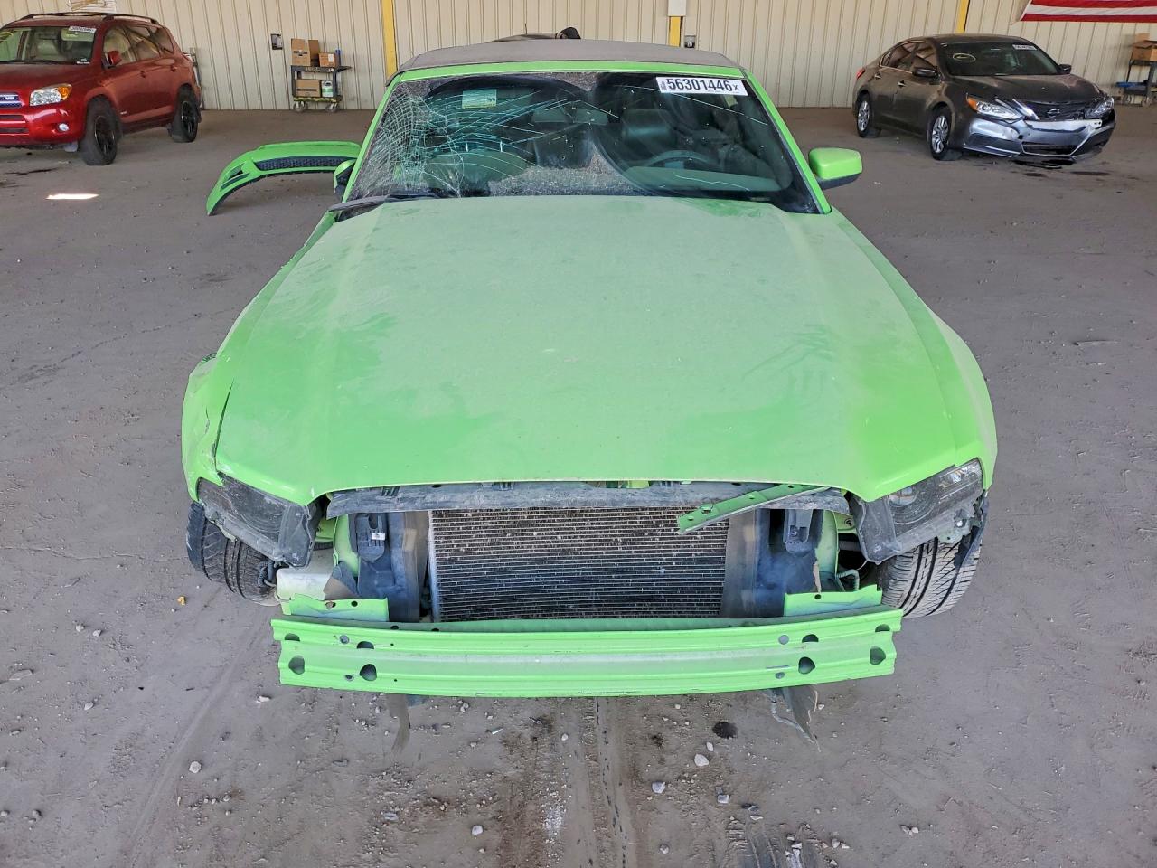 2014 Ford Mustang Зеленый vin: 1ZVBP8EM0E5222463