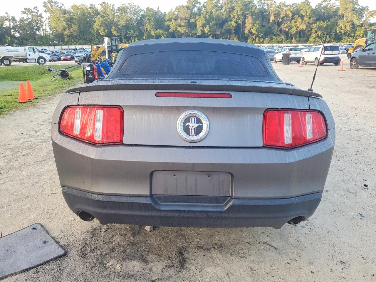 2011 Ford Mustang Gray vin: 1ZVBP8EM1B5141533