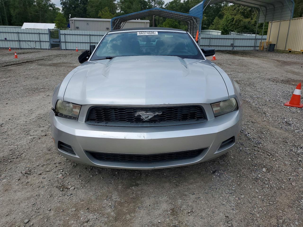 2012 Ford Mustang Серебряный vin: 1ZVBP8EM1C5230777