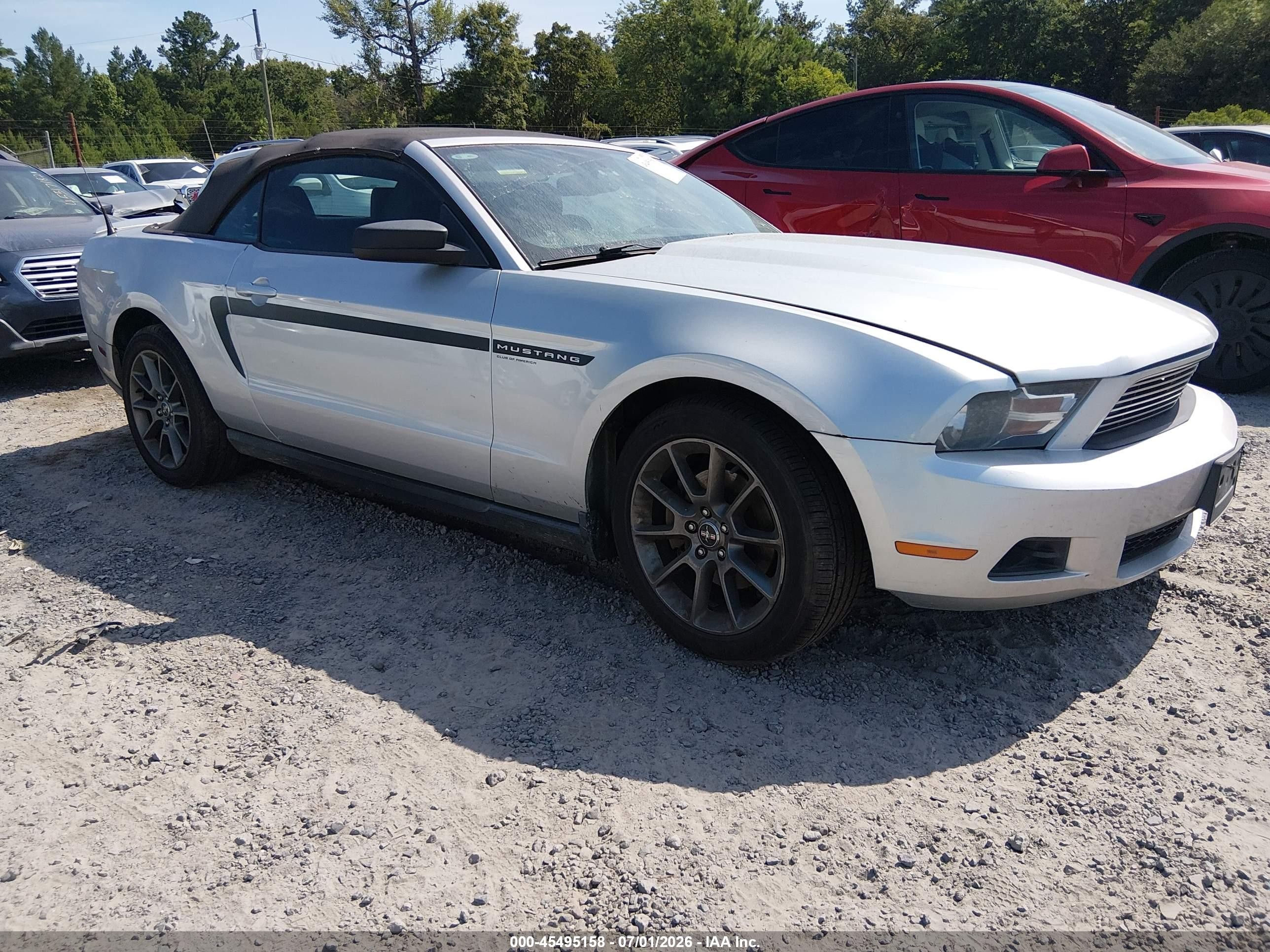2012 Ford Mustang V6/v6 Premium Silver vin: 1ZVBP8EM1C5244193