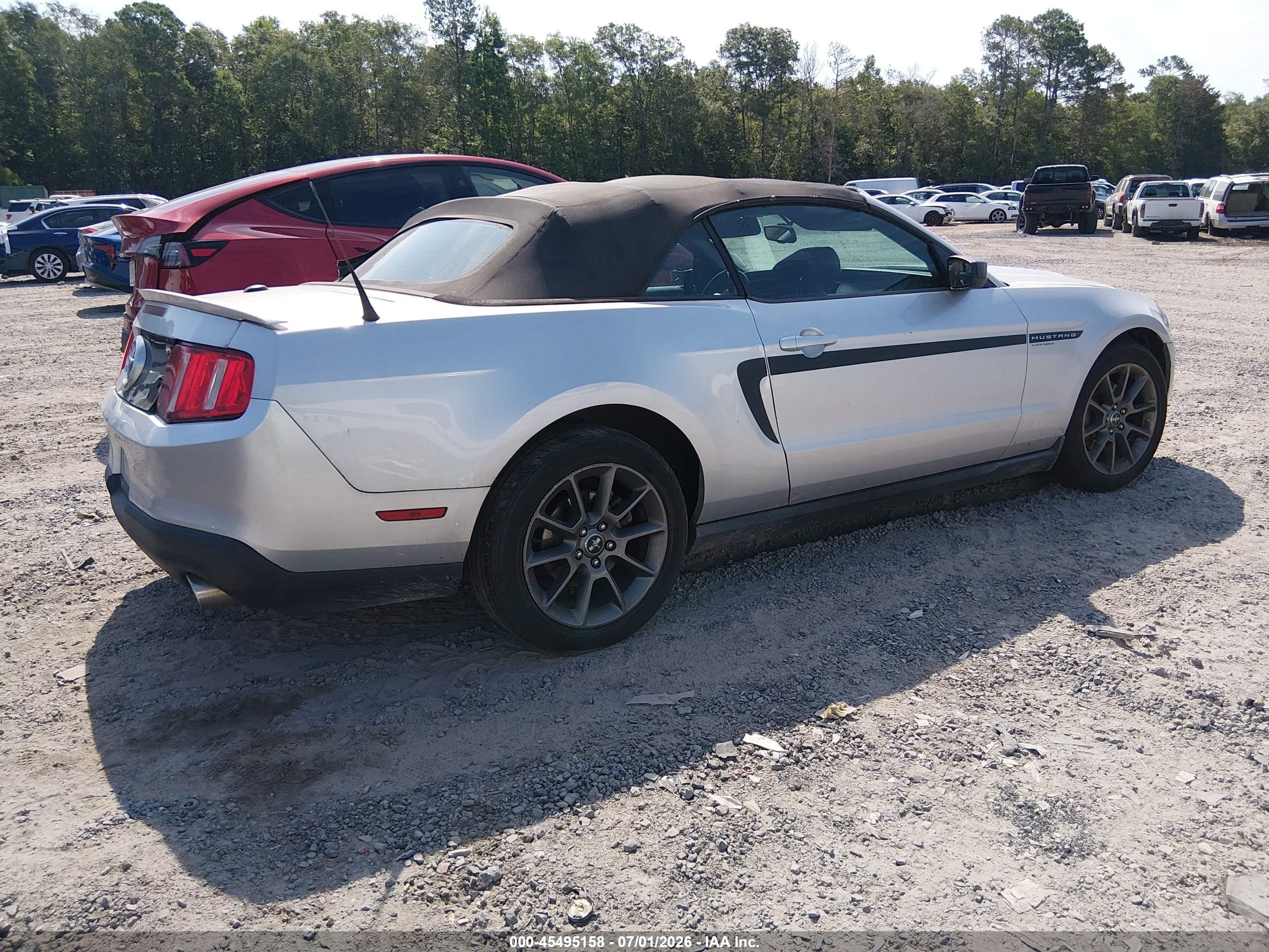 2012 Ford Mustang V6/v6 Premium Silver vin: 1ZVBP8EM1C5244193