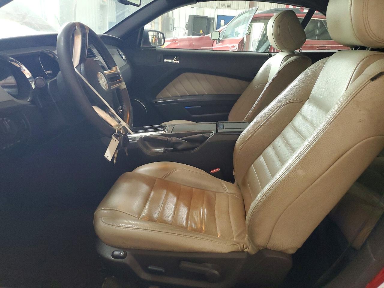 2012 Ford Mustang Red vin: 1ZVBP8EM1C5286377