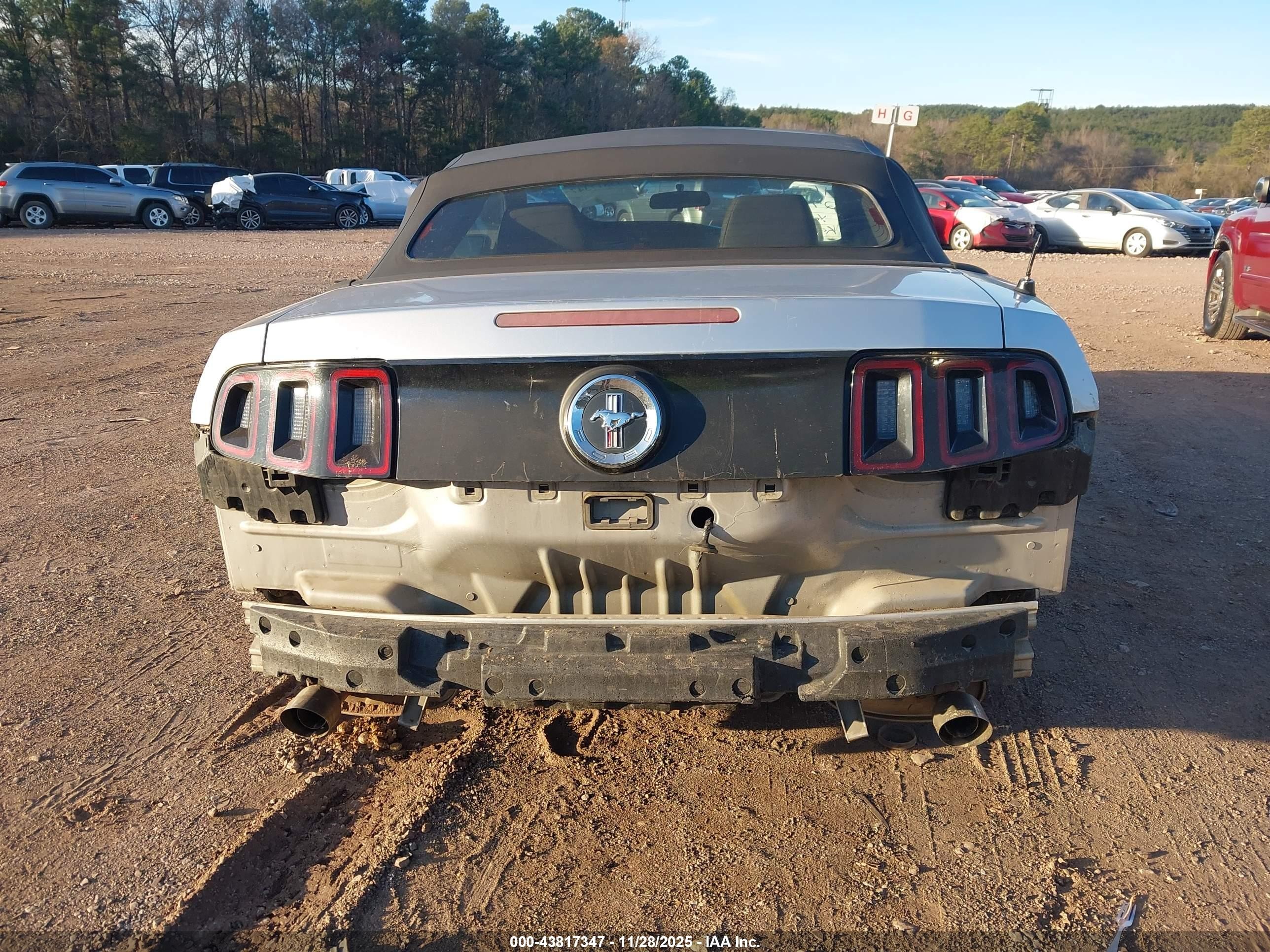 2014 Ford Mustang V6 Silver vin: 1ZVBP8EM1E5205848