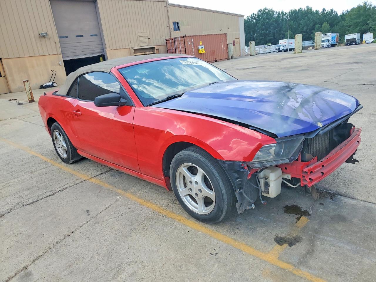2014 Ford Mustang Red vin: 1ZVBP8EM1E5311376
