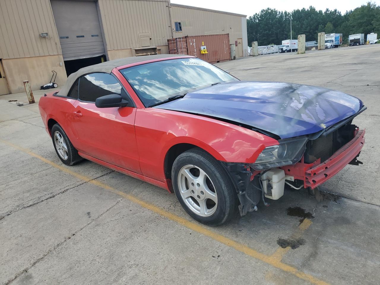 2014 Ford Mustang Red vin: 1ZVBP8EM1E5311376 Damage: Right Front Fender, Dent(S) W/ Paint Dmg, 3 To 4 Inches