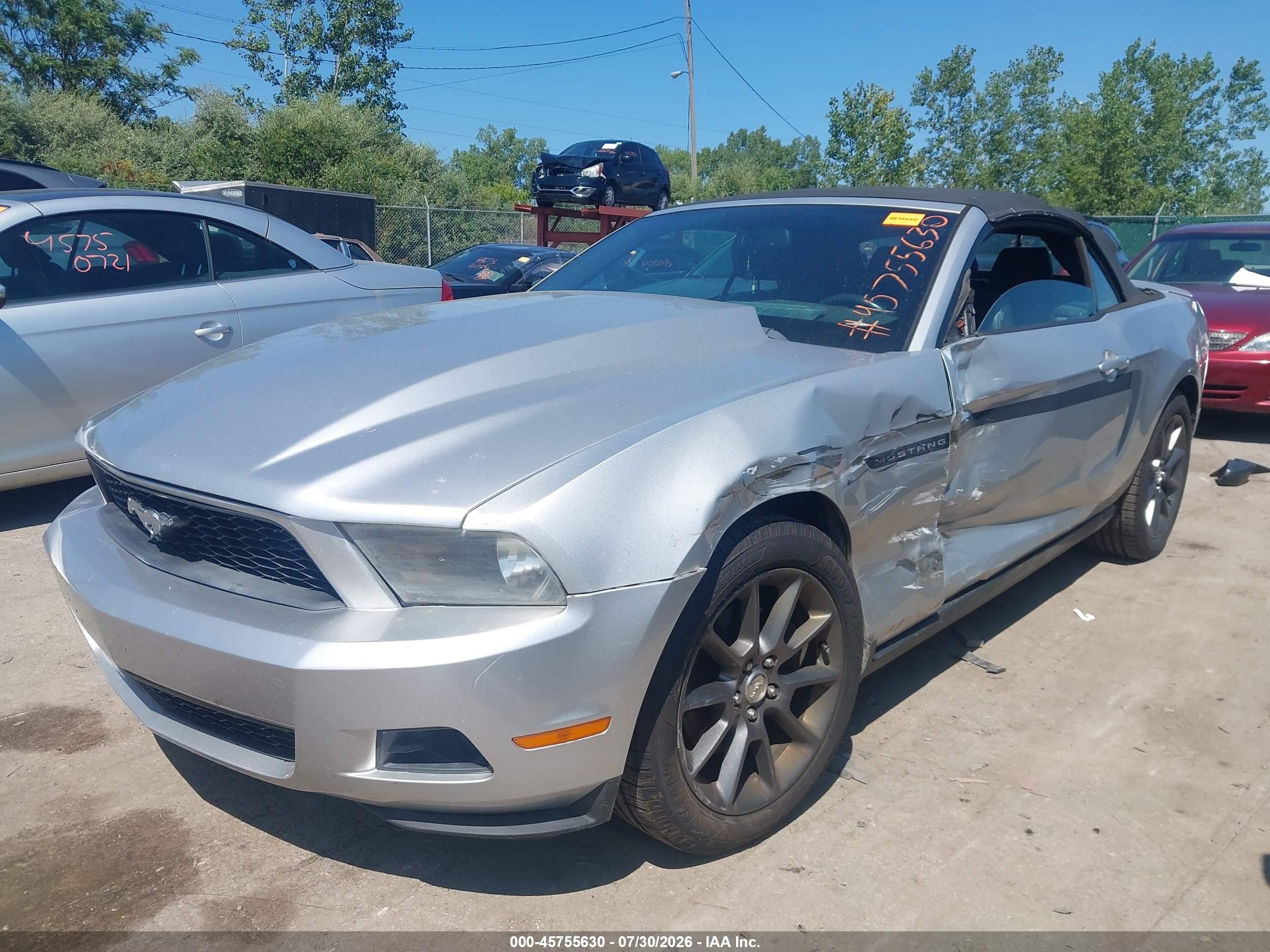 2011 Ford Mustang V6 Premium Silver vin: 1ZVBP8EM2B5114809