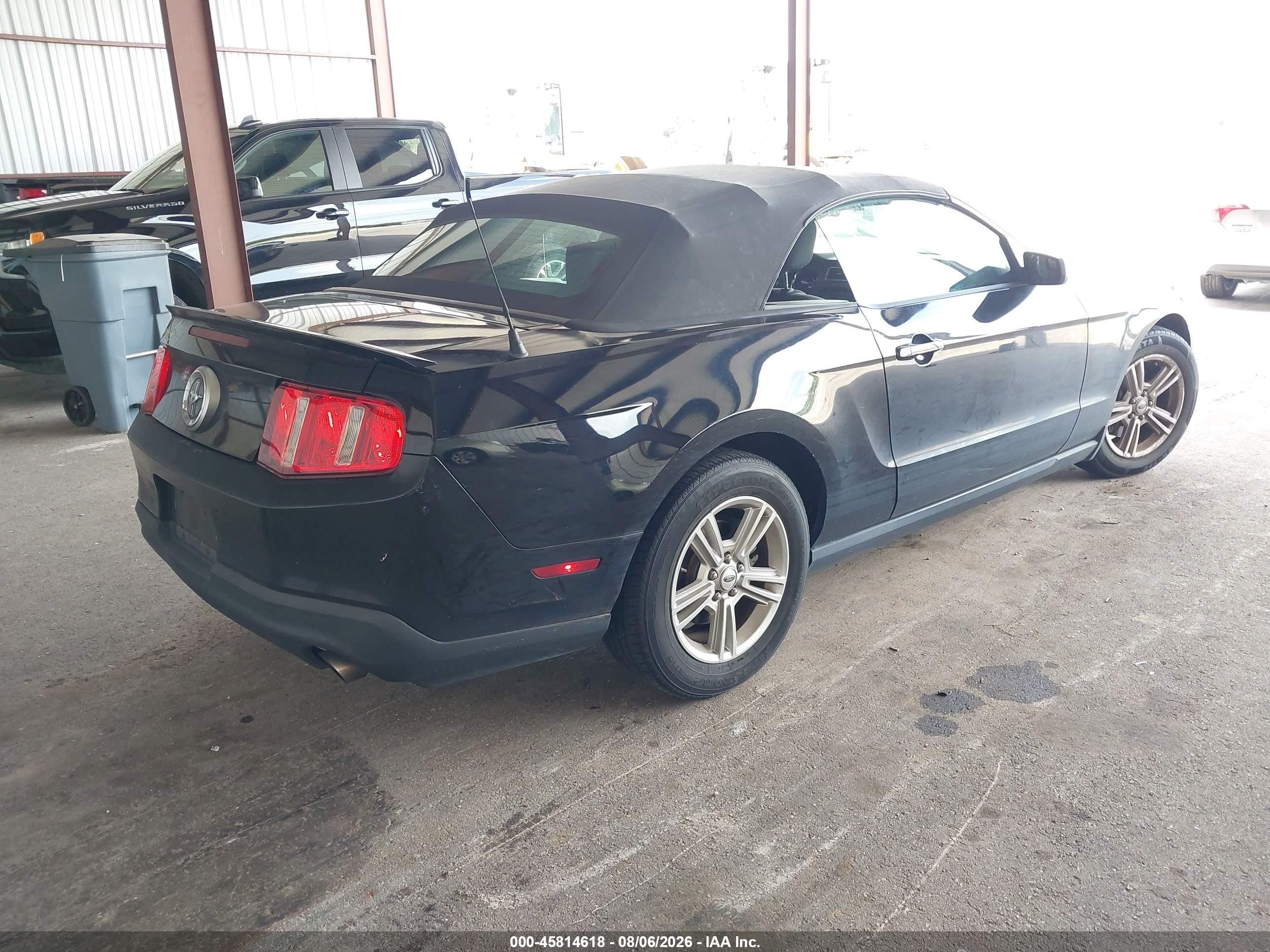 2011 Ford Mustang V6 Black vin: 1ZVBP8EM2B5153111