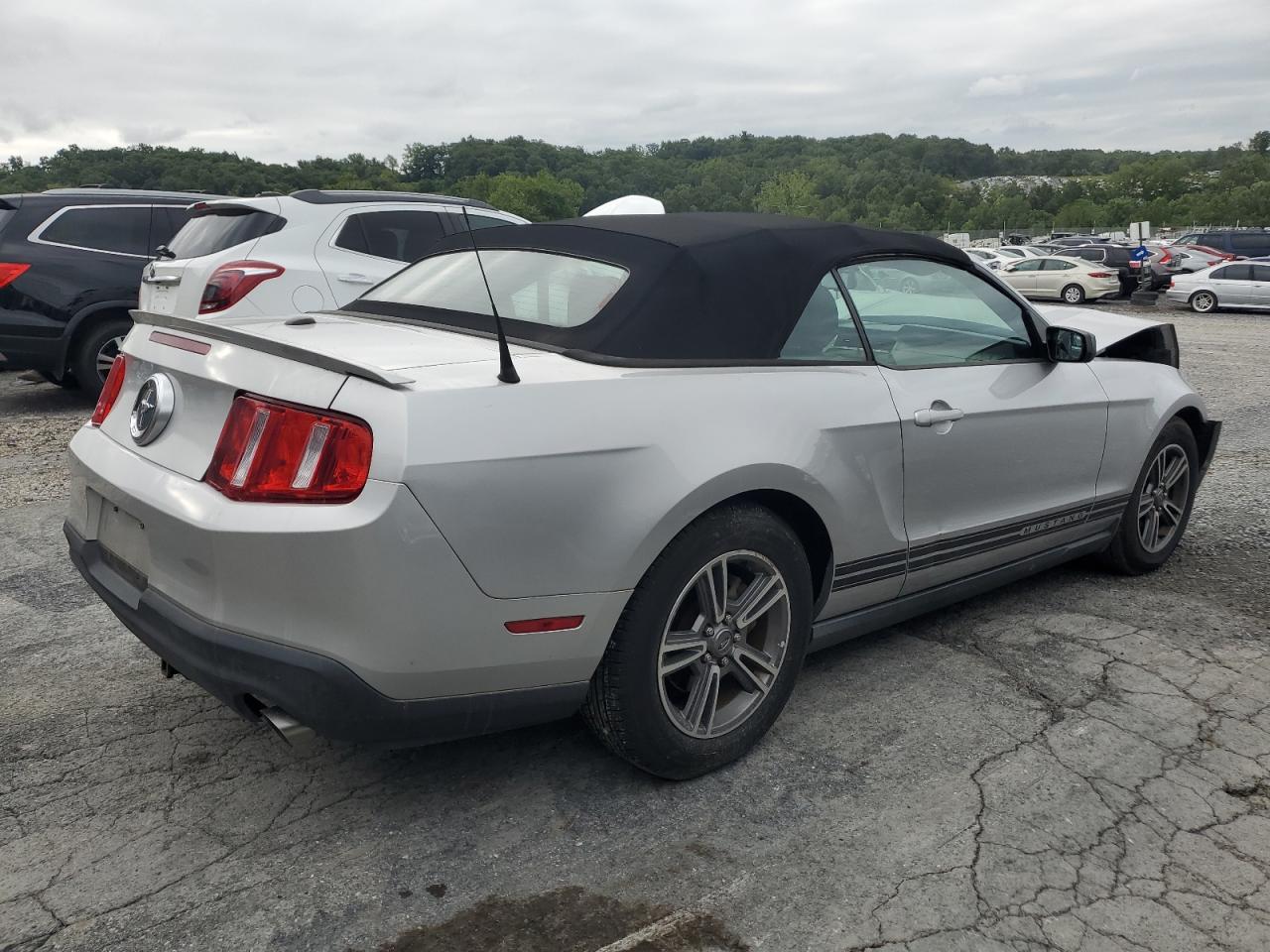 2012 Ford Mustang Silver vin: 1ZVBP8EM2C5279521