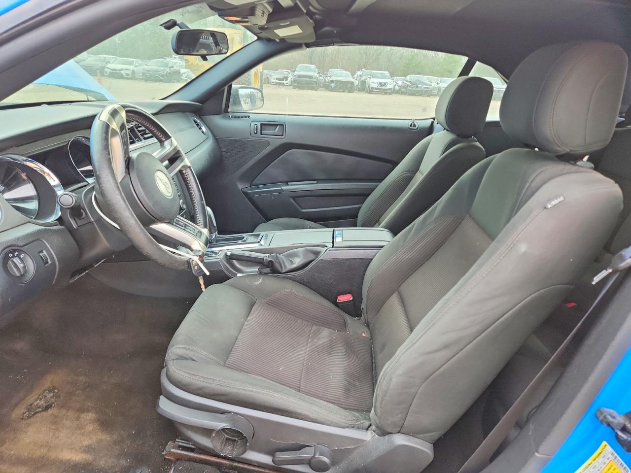2013 Ford Mustang Blue vin: 1ZVBP8EM2D5277740