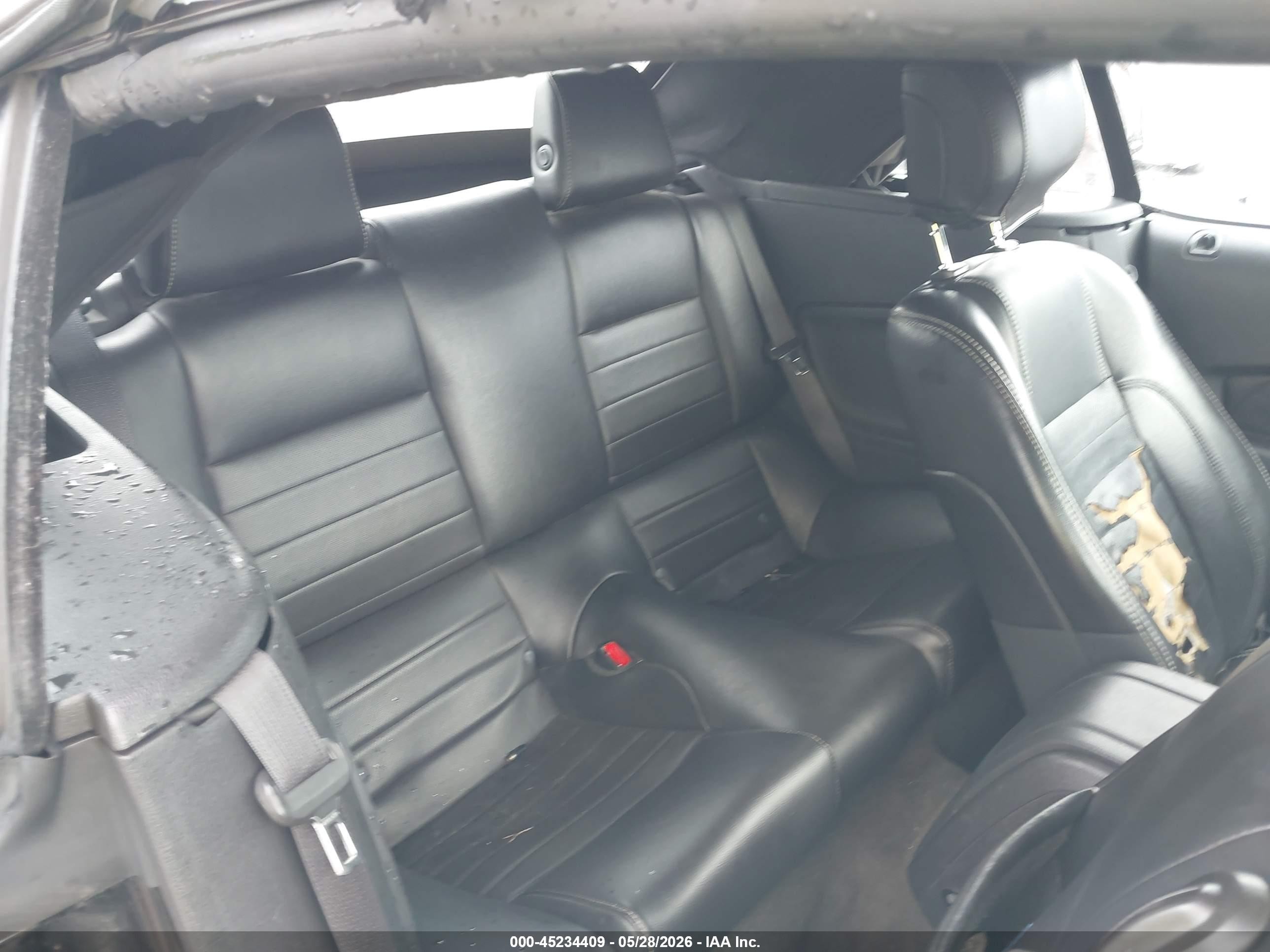 2014 Ford Mustang V6 Premium Black vin: 1ZVBP8EM2E5221136
