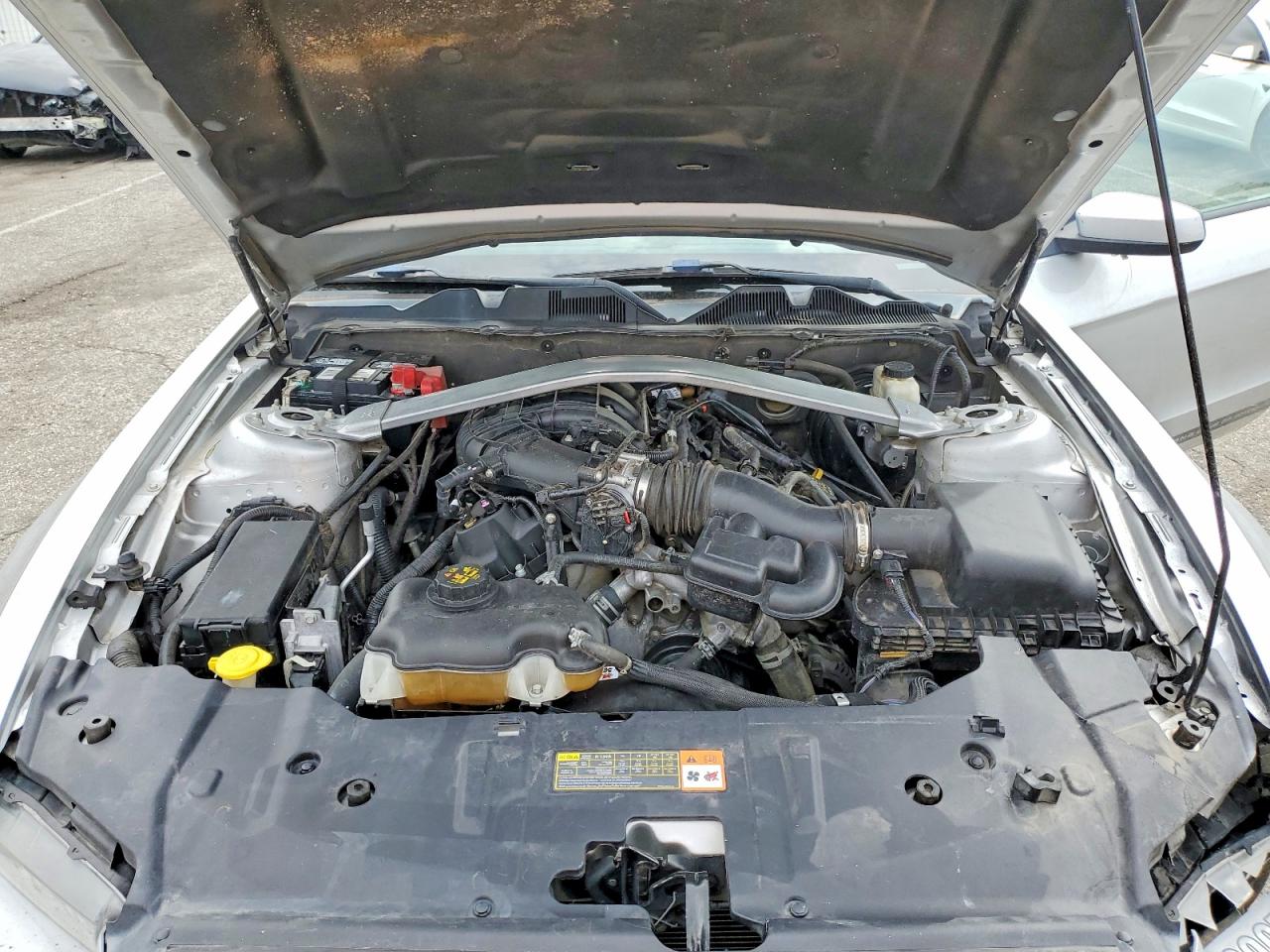 2014 Ford Mustang Silver vin: 1ZVBP8EM2E5254959