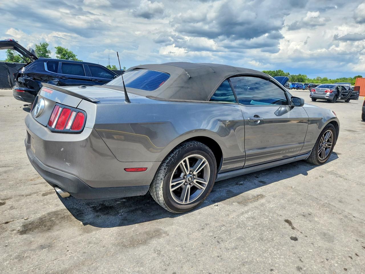 2011 Ford Mustang Gray vin: 1ZVBP8EM3B5109196