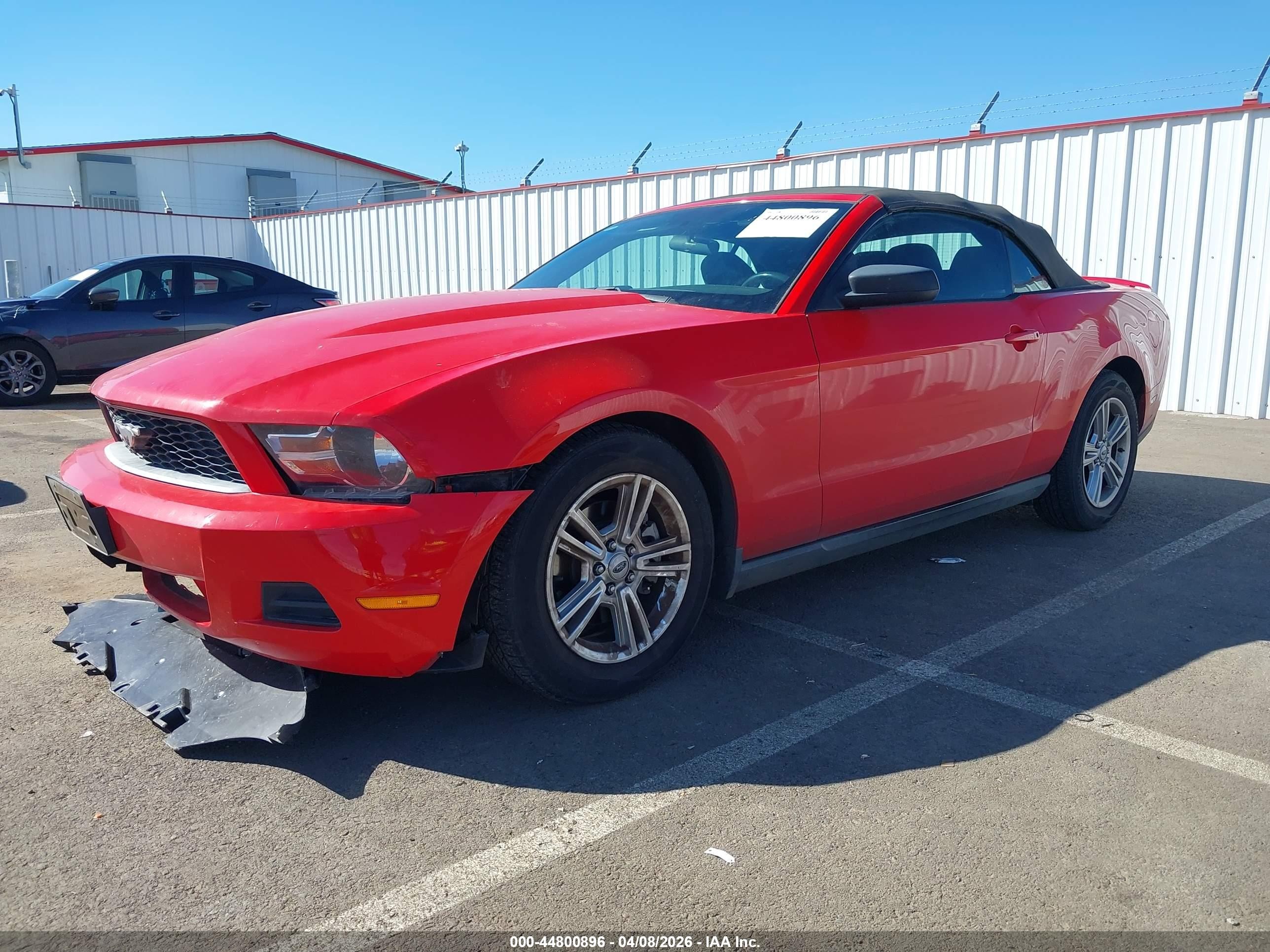 2011 Ford Mustang V6 Red vin: 1ZVBP8EM3B5159273