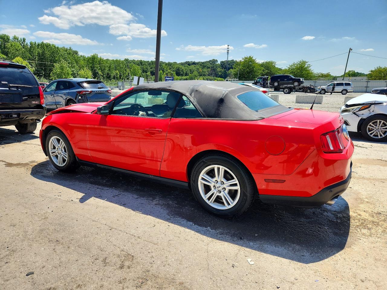 2012 Ford Mustang Red vin: 1ZVBP8EM3C5277907