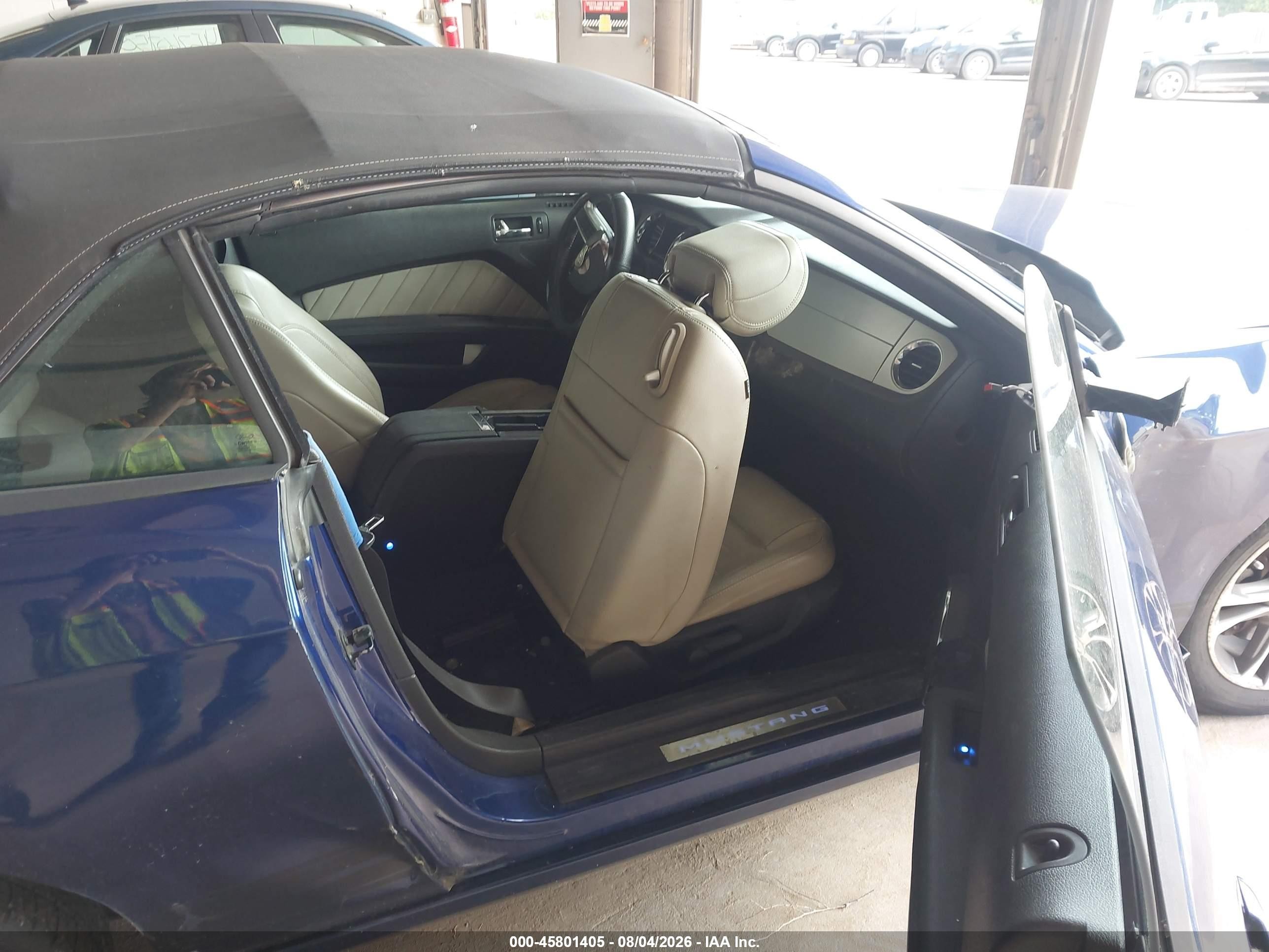 2013 Ford Mustang V6 Premium Blue vin: 1ZVBP8EM3D5243760