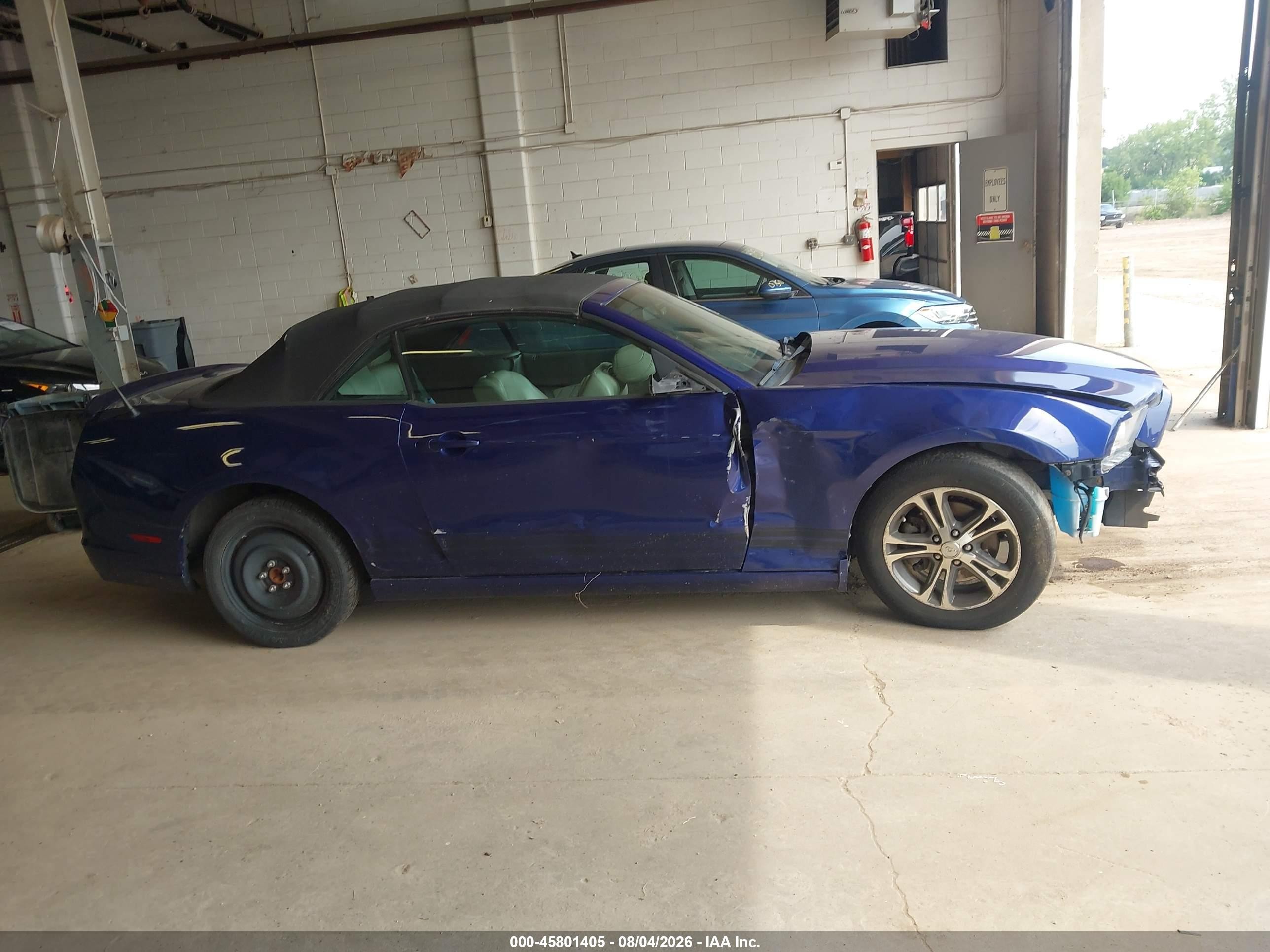 2013 Ford Mustang V6 Premium Blue vin: 1ZVBP8EM3D5243760