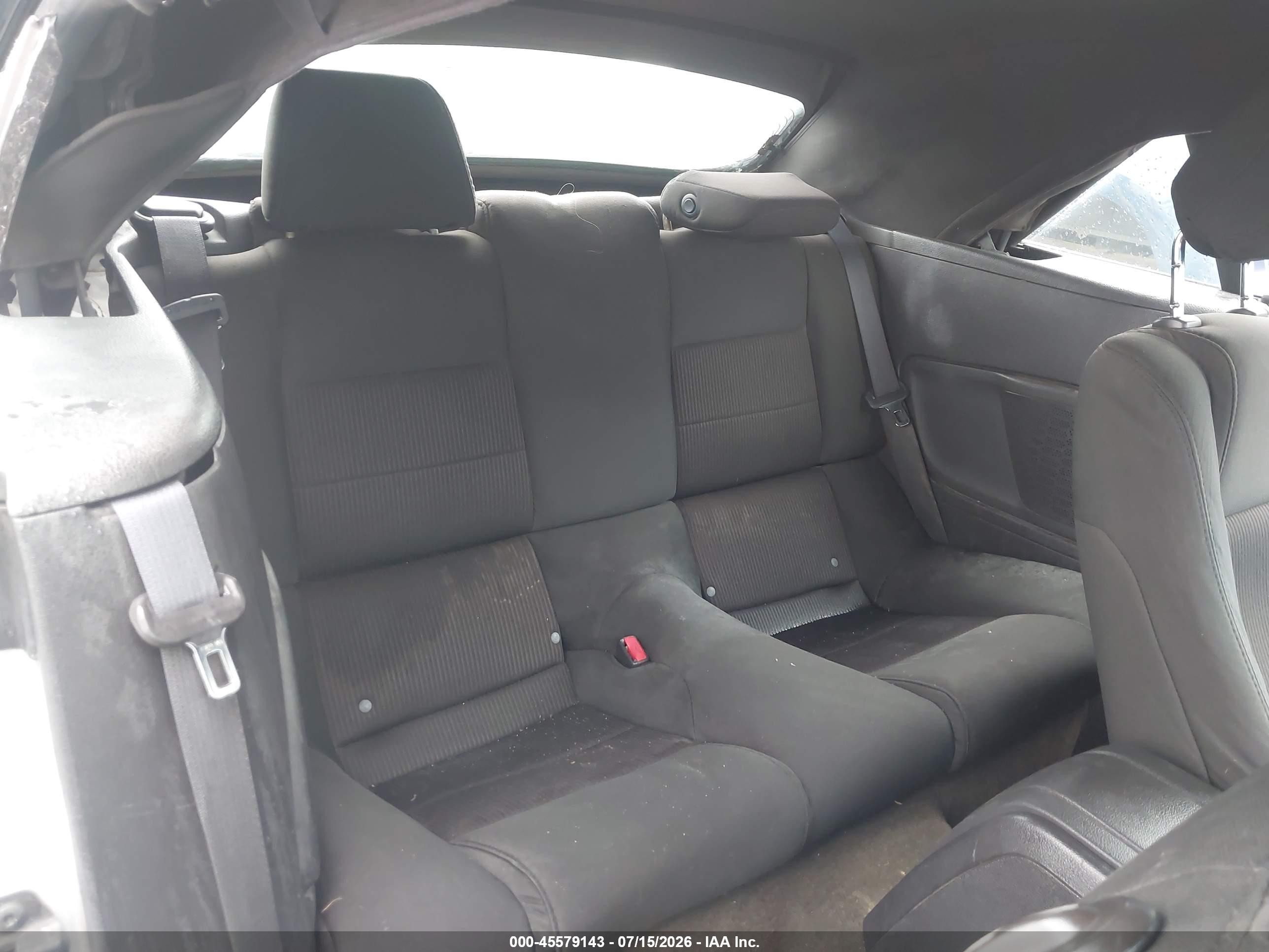 2013 Ford Mustang V6 Silver vin: 1ZVBP8EM3D5272319