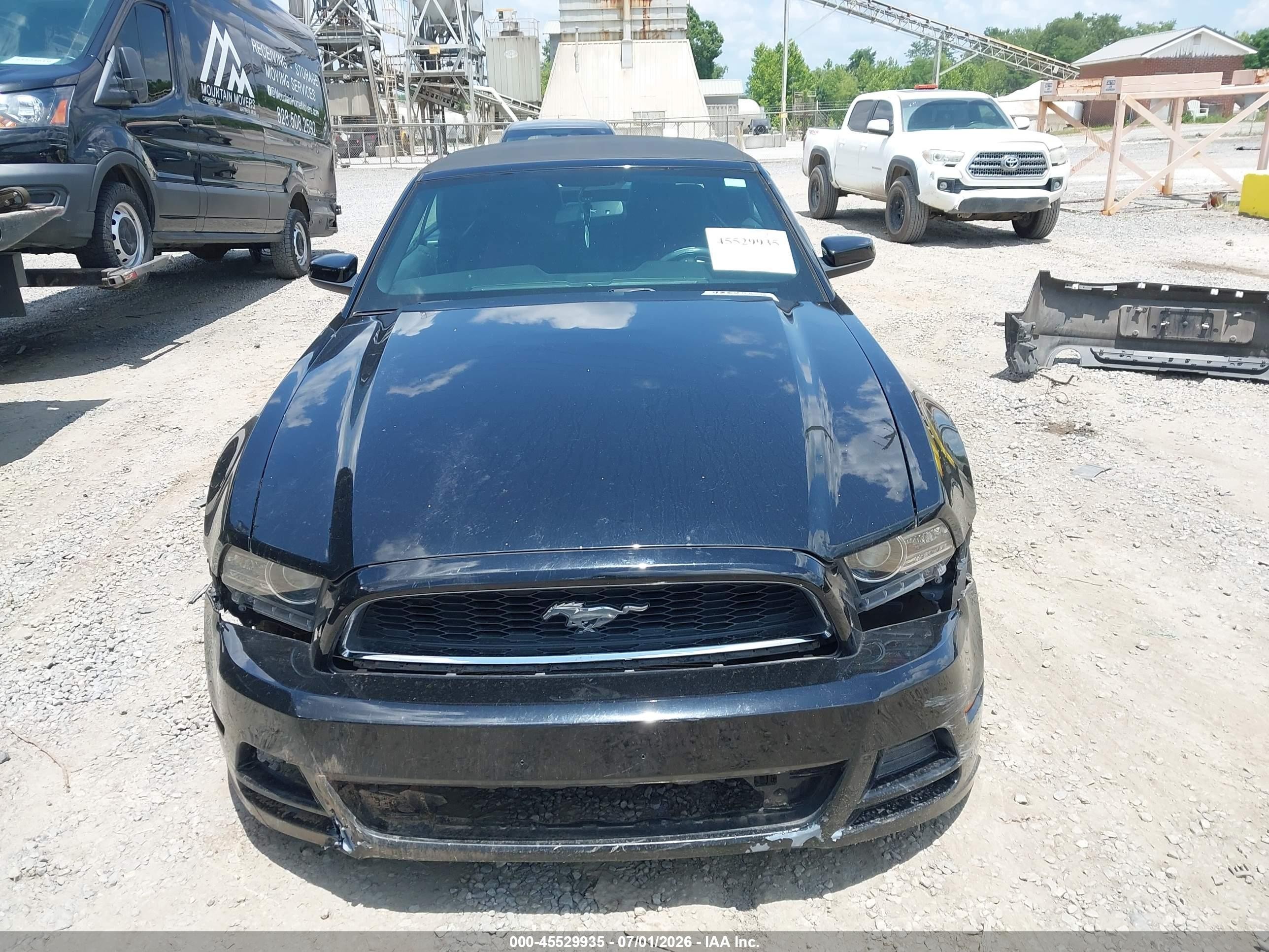 2014 Ford Mustang V6/v6 Premium Черный vin: 1ZVBP8EM3E5313968