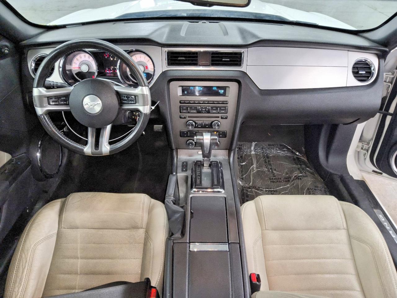 2012 Ford Mustang White vin: 1ZVBP8EM4C5218543