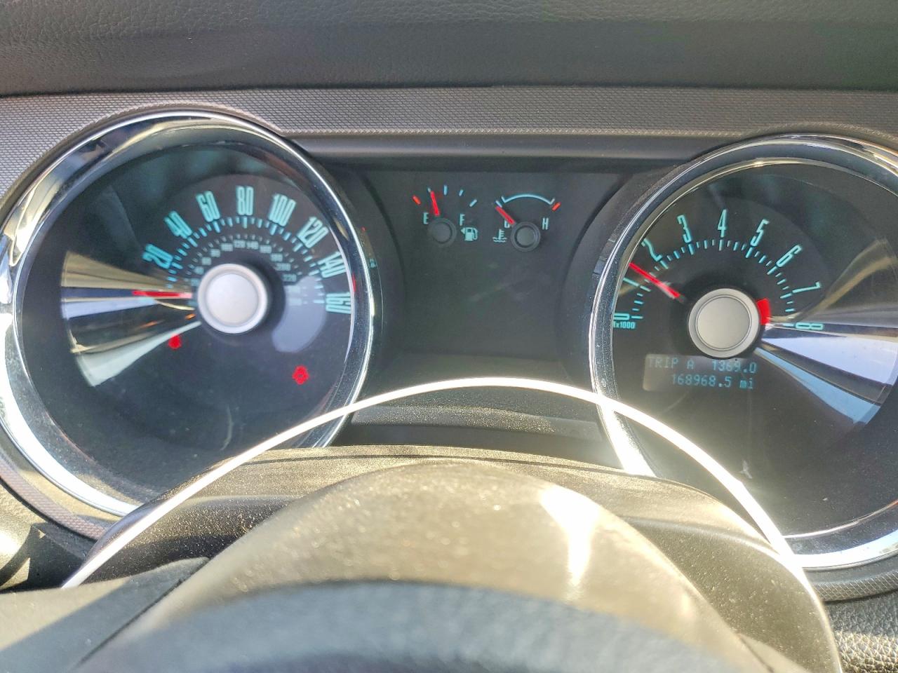 2012 Ford Mustang Белый vin: 1ZVBP8EM4C5237142
