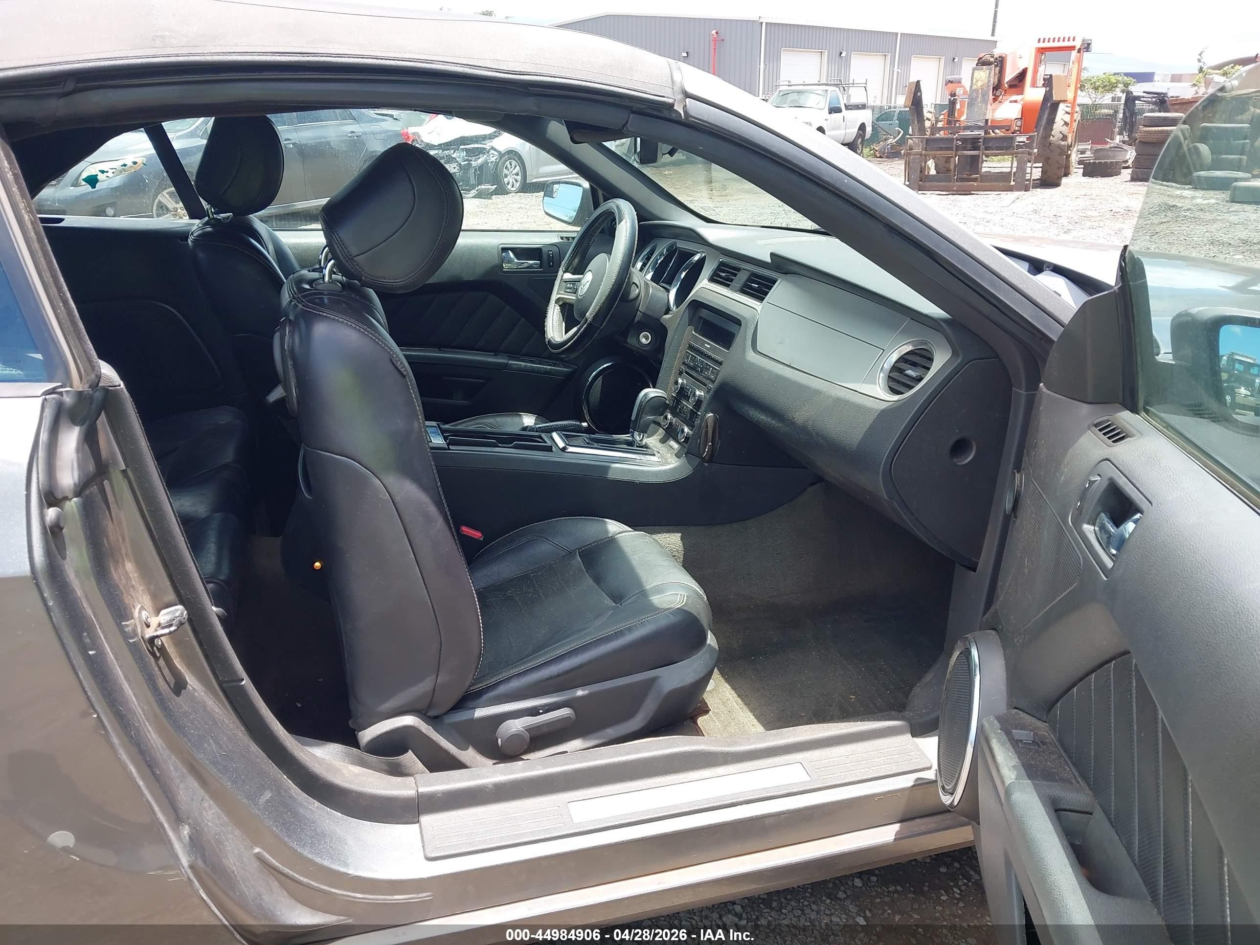 2013 Ford Mustang V6 Premium Gray vin: 1ZVBP8EM4D5264813