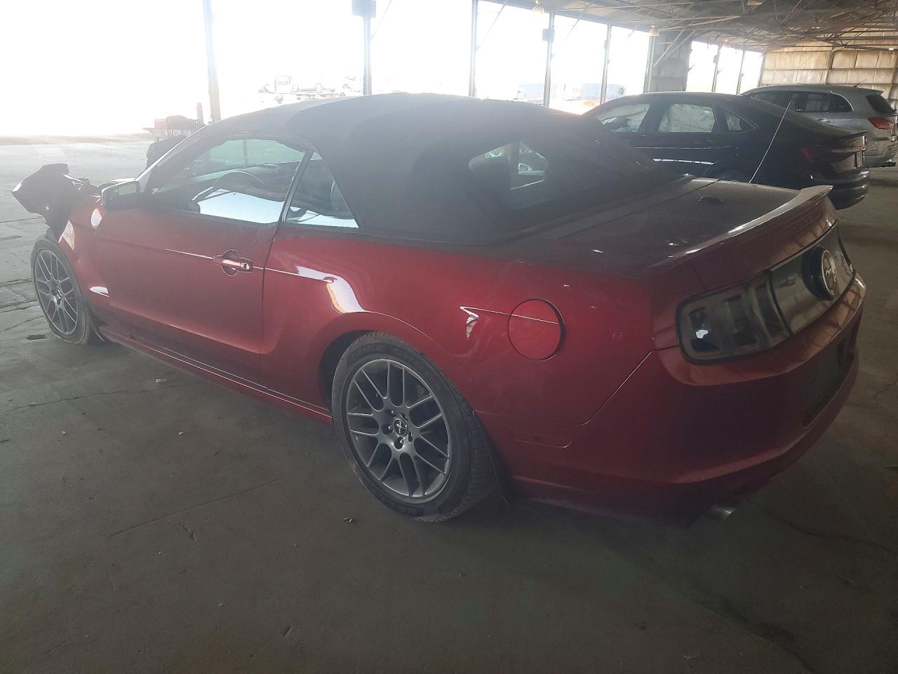 2014 Ford Mustang Burgundy vin: 1ZVBP8EM4E5210218