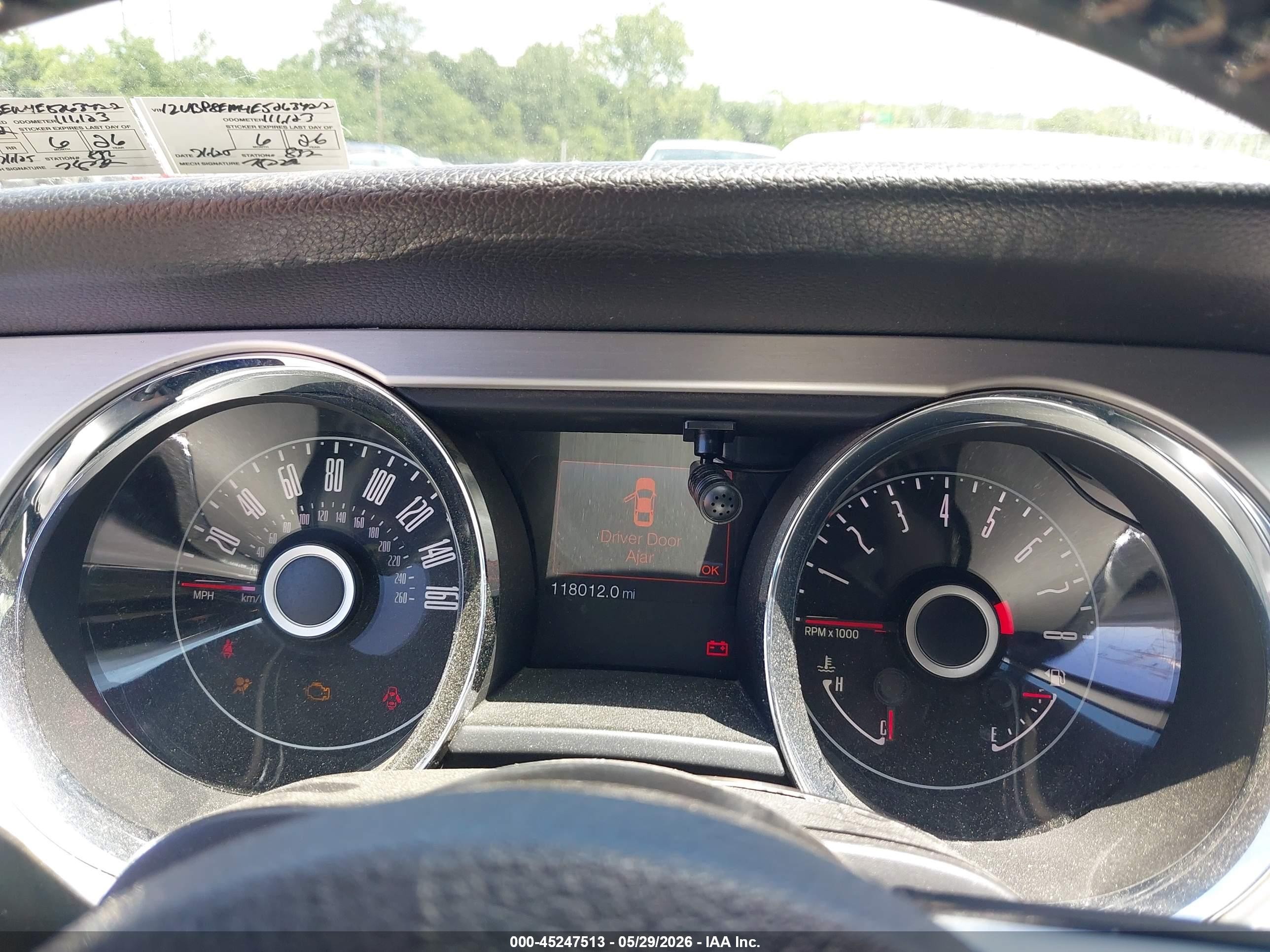 2014 Ford Mustang V6 Premium White vin: 1ZVBP8EM4E5263422