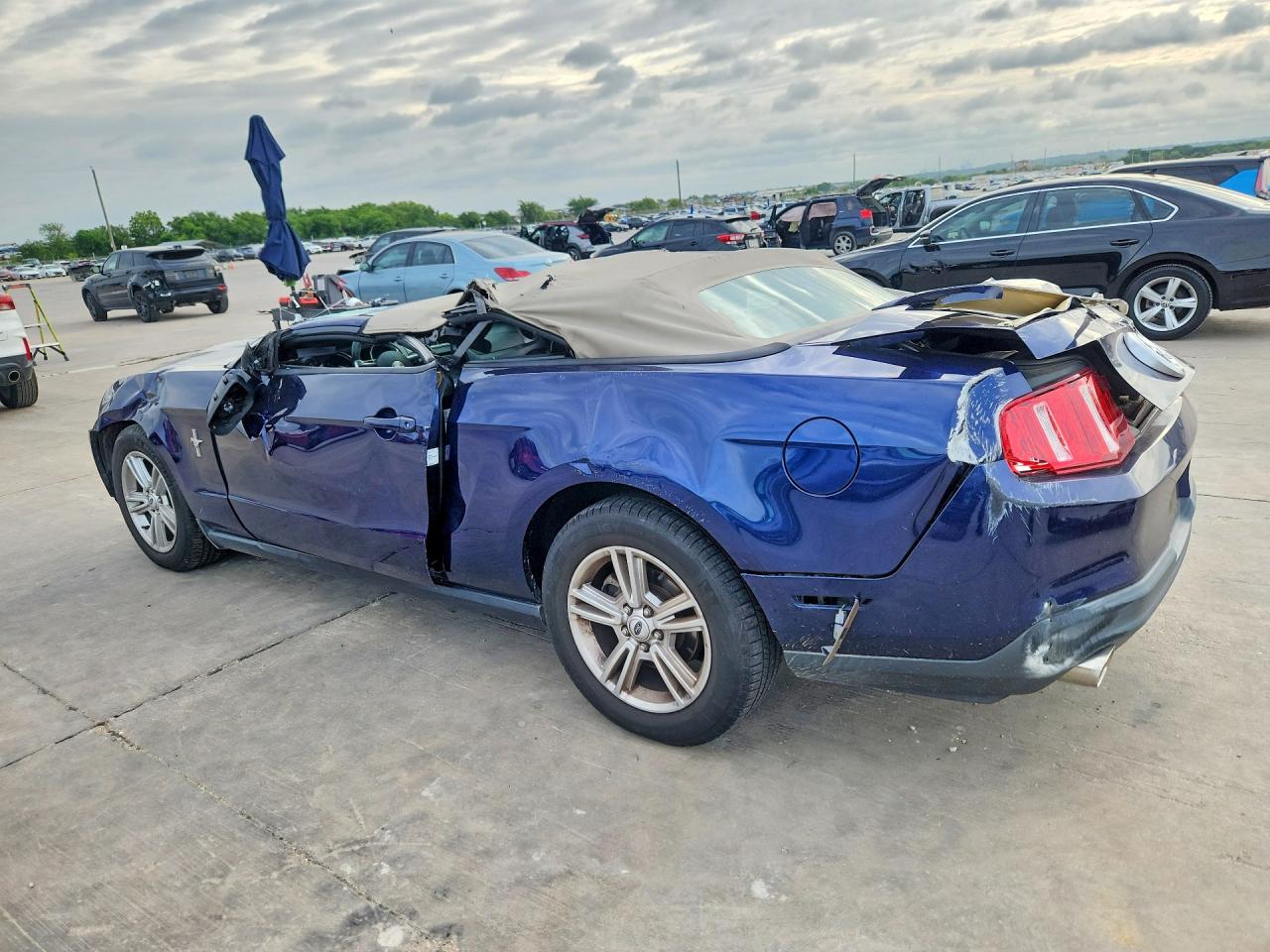 2012 Ford Mustang Blue vin: 1ZVBP8EM5C5201640