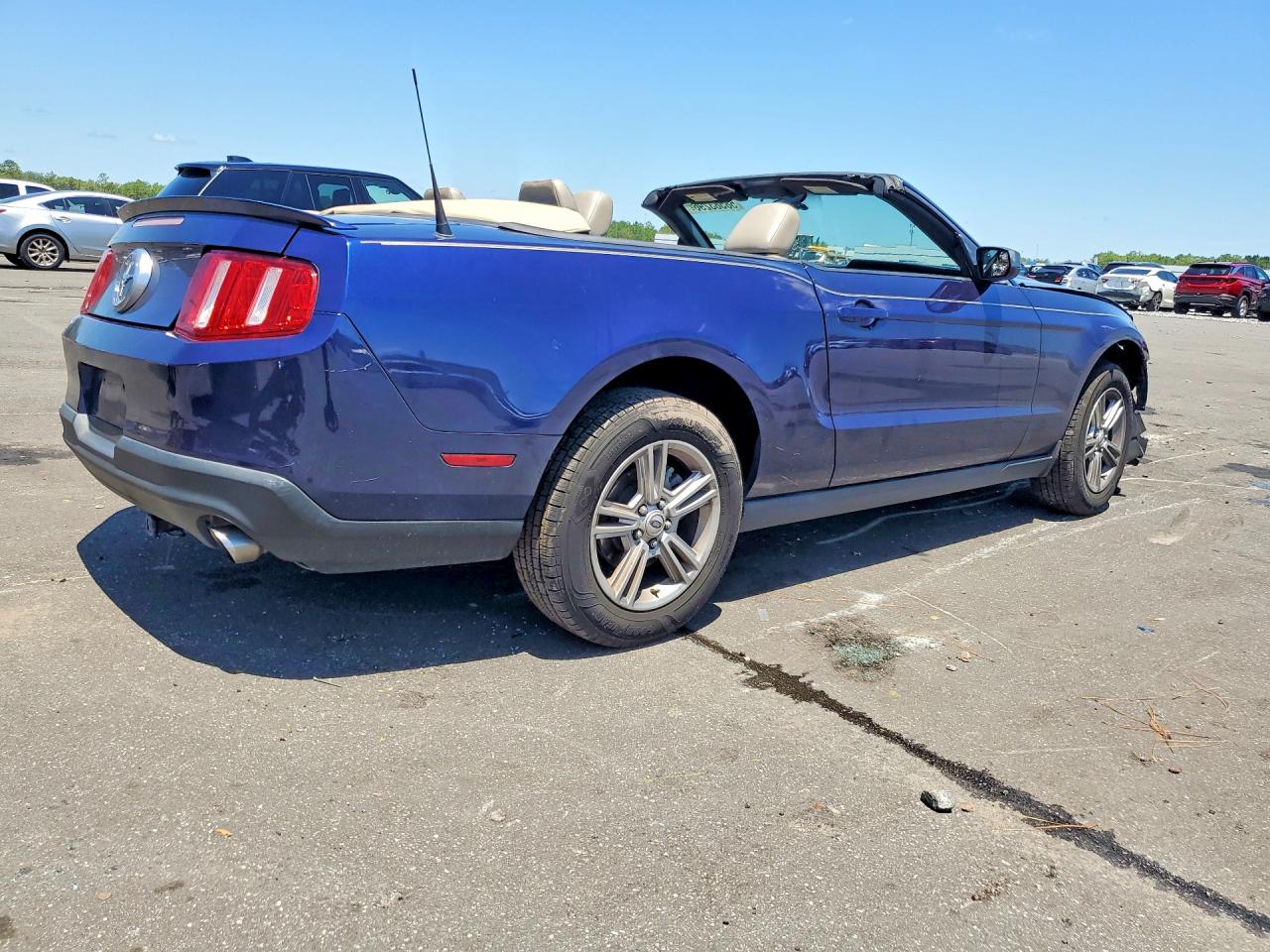 2012 Ford Mustang Blue vin: 1ZVBP8EM5C5201718