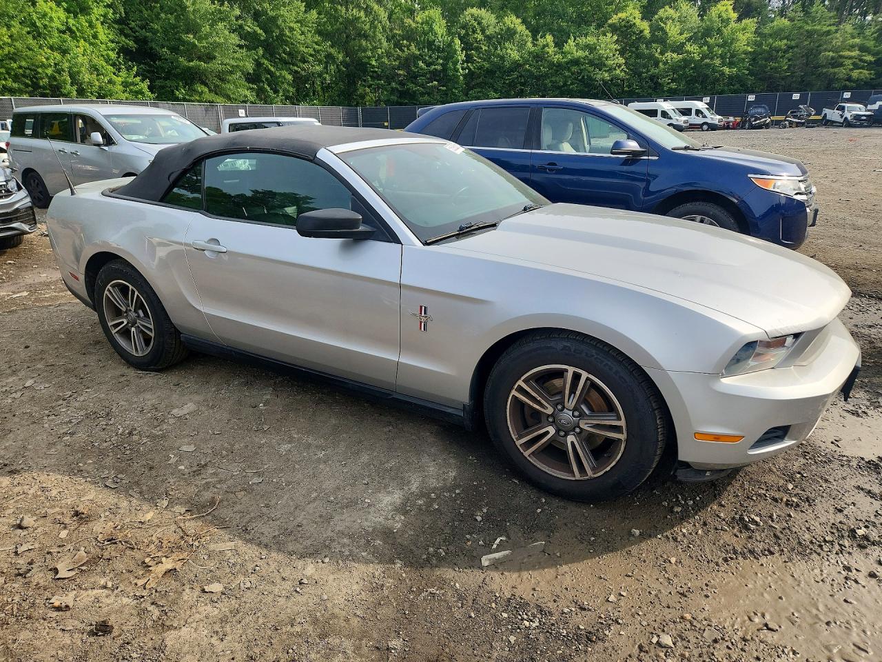 2012 Ford Mustang Silver vin: 1ZVBP8EM5C5222309