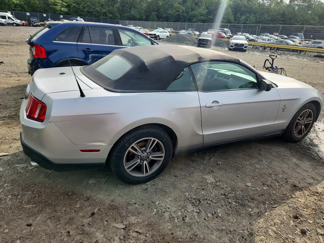 2012 Ford Mustang Silver vin: 1ZVBP8EM5C5222309
