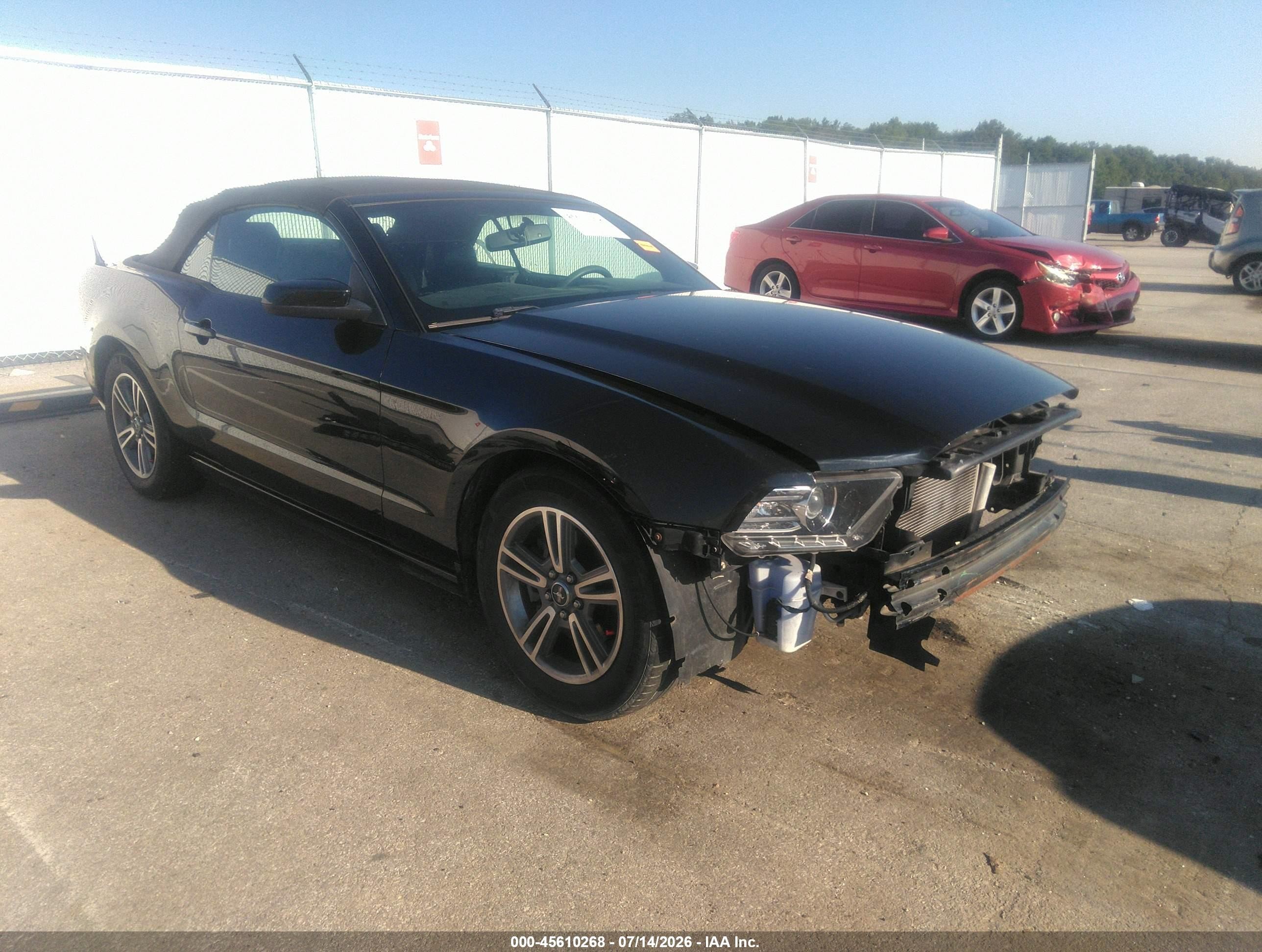 2013 Ford Mustang V6 Premium Black vin: 1ZVBP8EM5D5203549