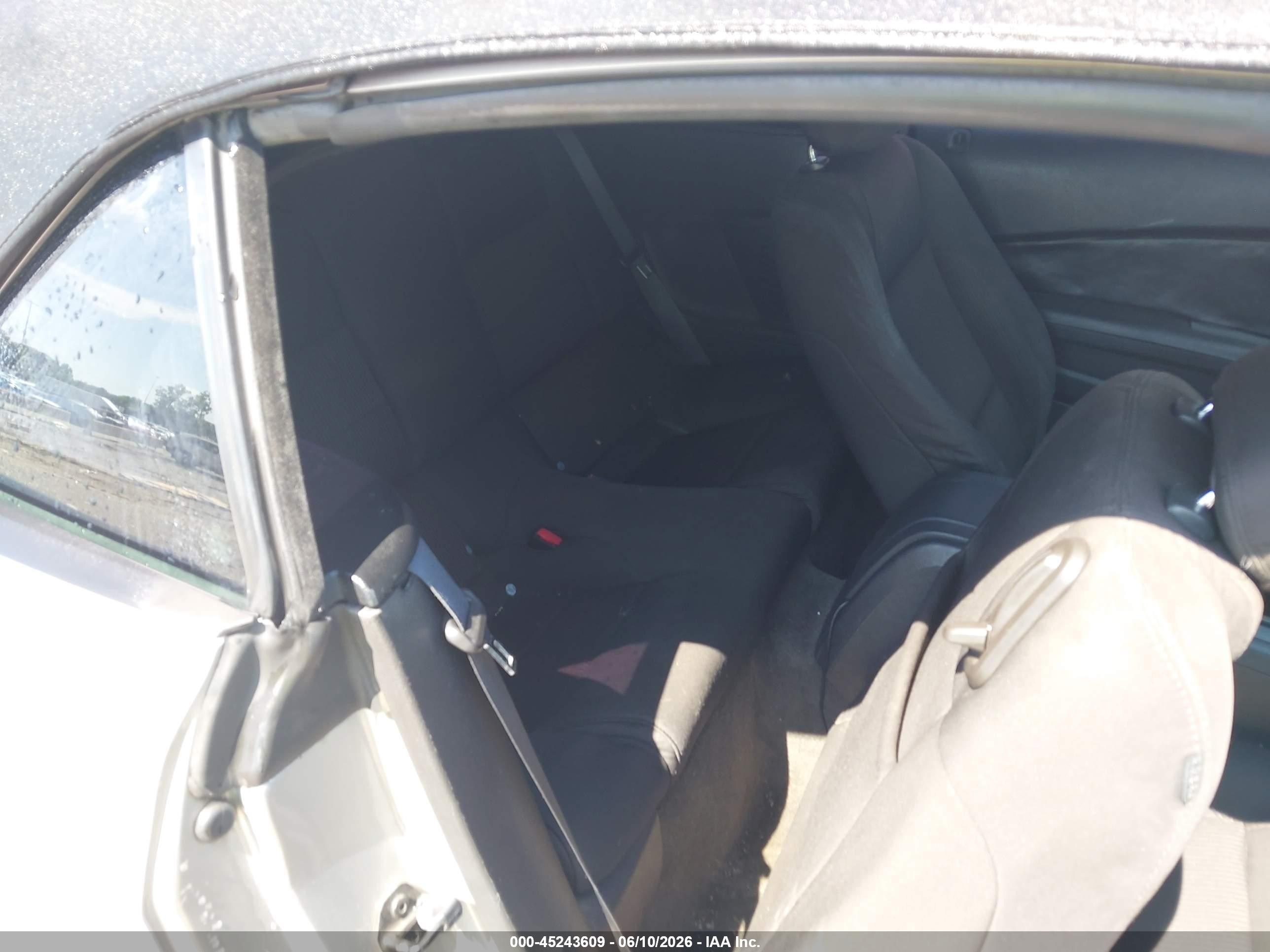 2013 Ford Mustang V6 Silver vin: 1ZVBP8EM5D5214373