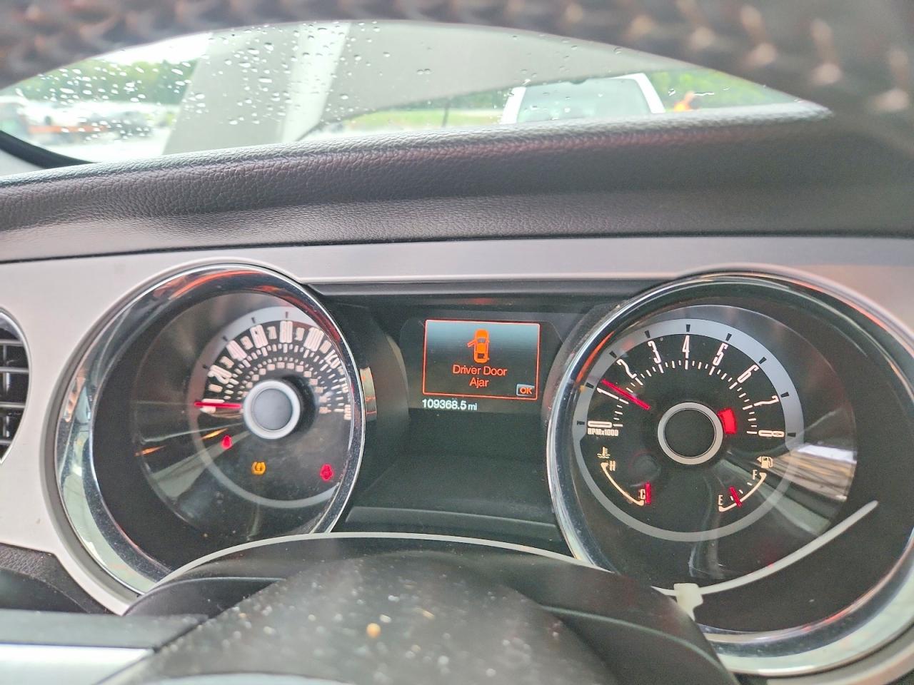 2013 Ford Mustang White vin: 1ZVBP8EM5D5226071