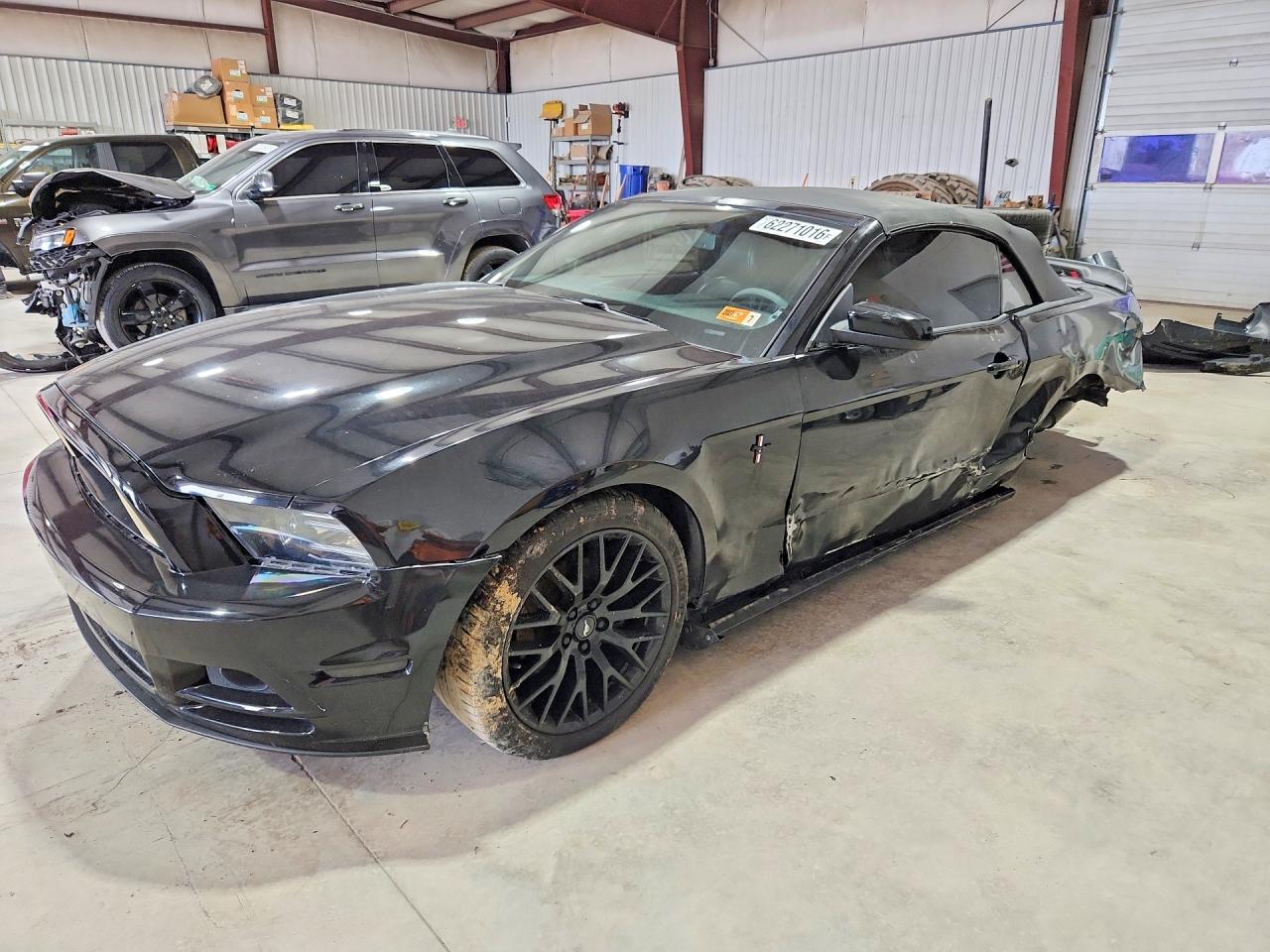 2014 Ford Mustang Black vin: 1ZVBP8EM5E5328701