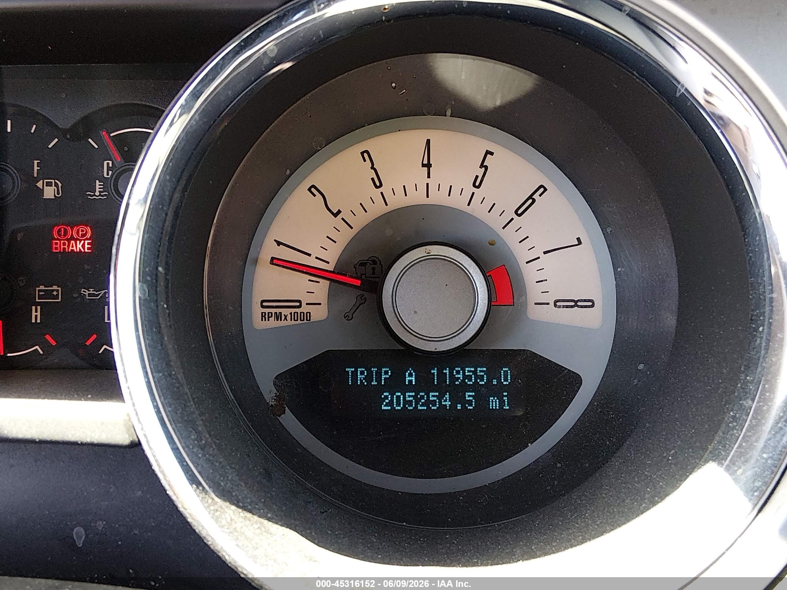 2011 Ford Mustang V6 Premium Черный vin: 1ZVBP8EM6B5122721