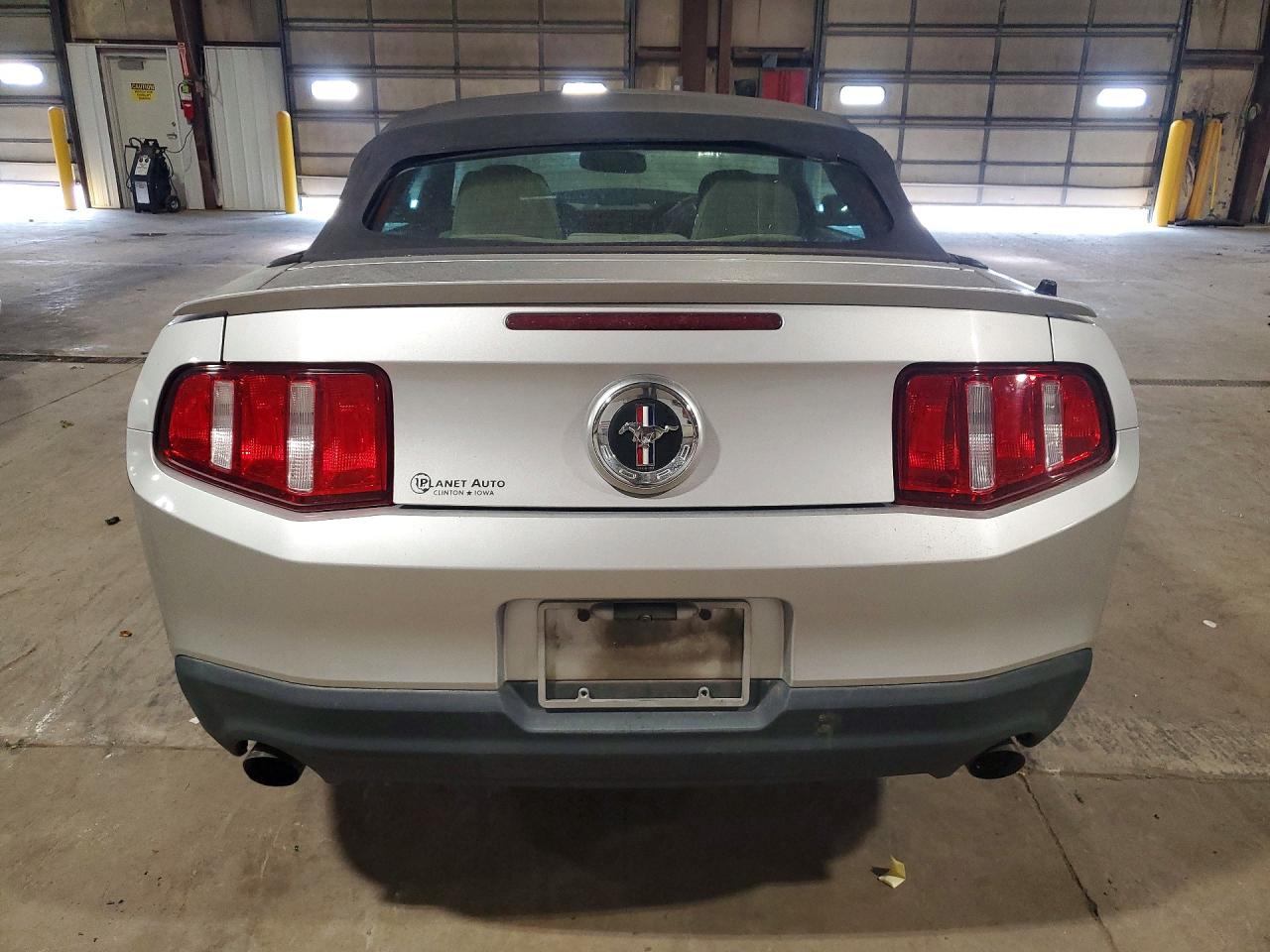 2012 Ford Mustang Silver vin: 1ZVBP8EM6C5222447