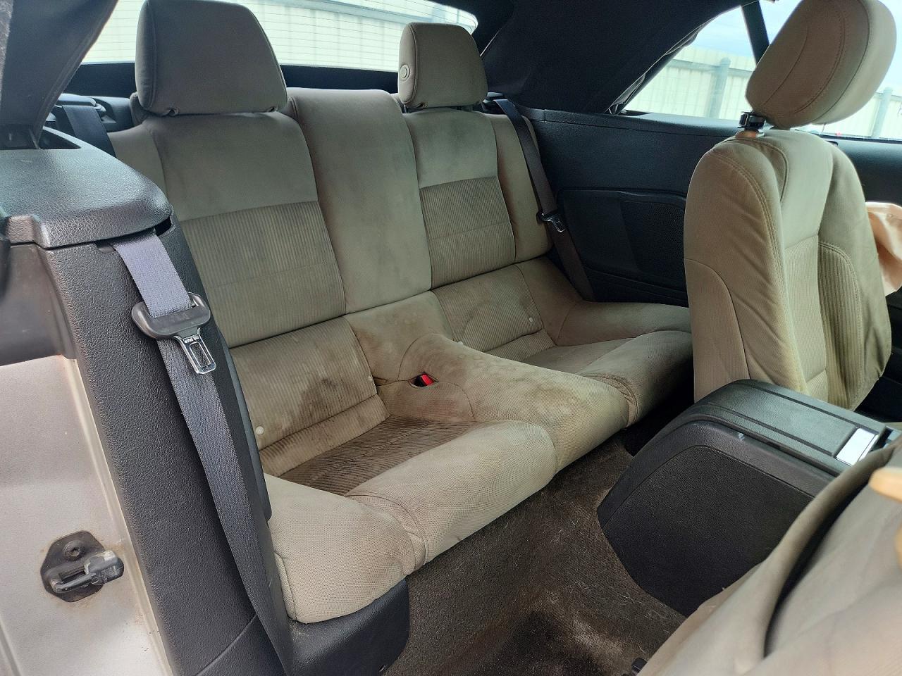 2012 Ford Mustang Серебряный vin: 1ZVBP8EM6C5259305