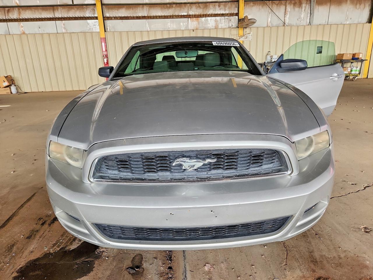 2014 Ford Mustang Silver vin: 1ZVBP8EM6E5260327