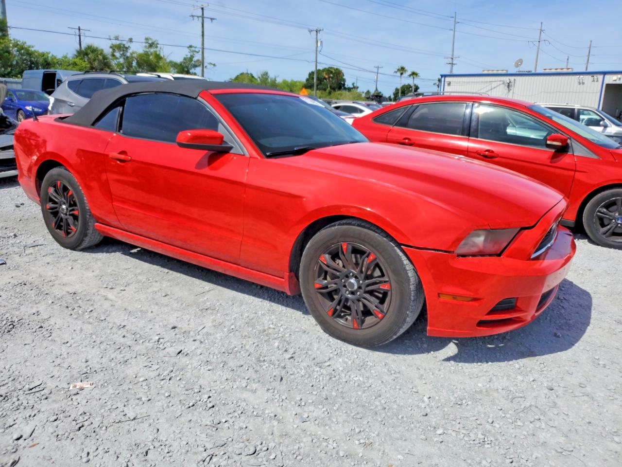 2014 Ford Mustang Red vin: 1ZVBP8EM6E5263535